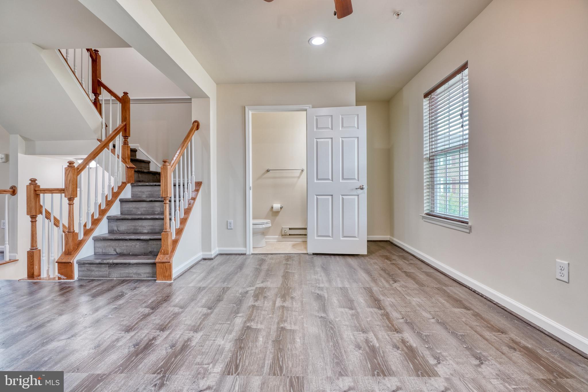 VILLAGE TOWNS - Residential