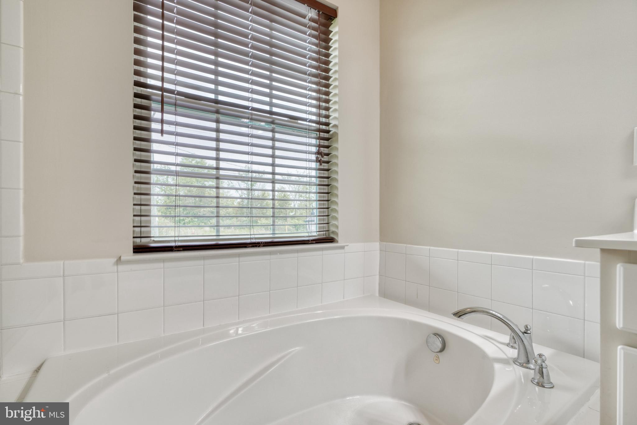 VILLAGE TOWNS - Residential