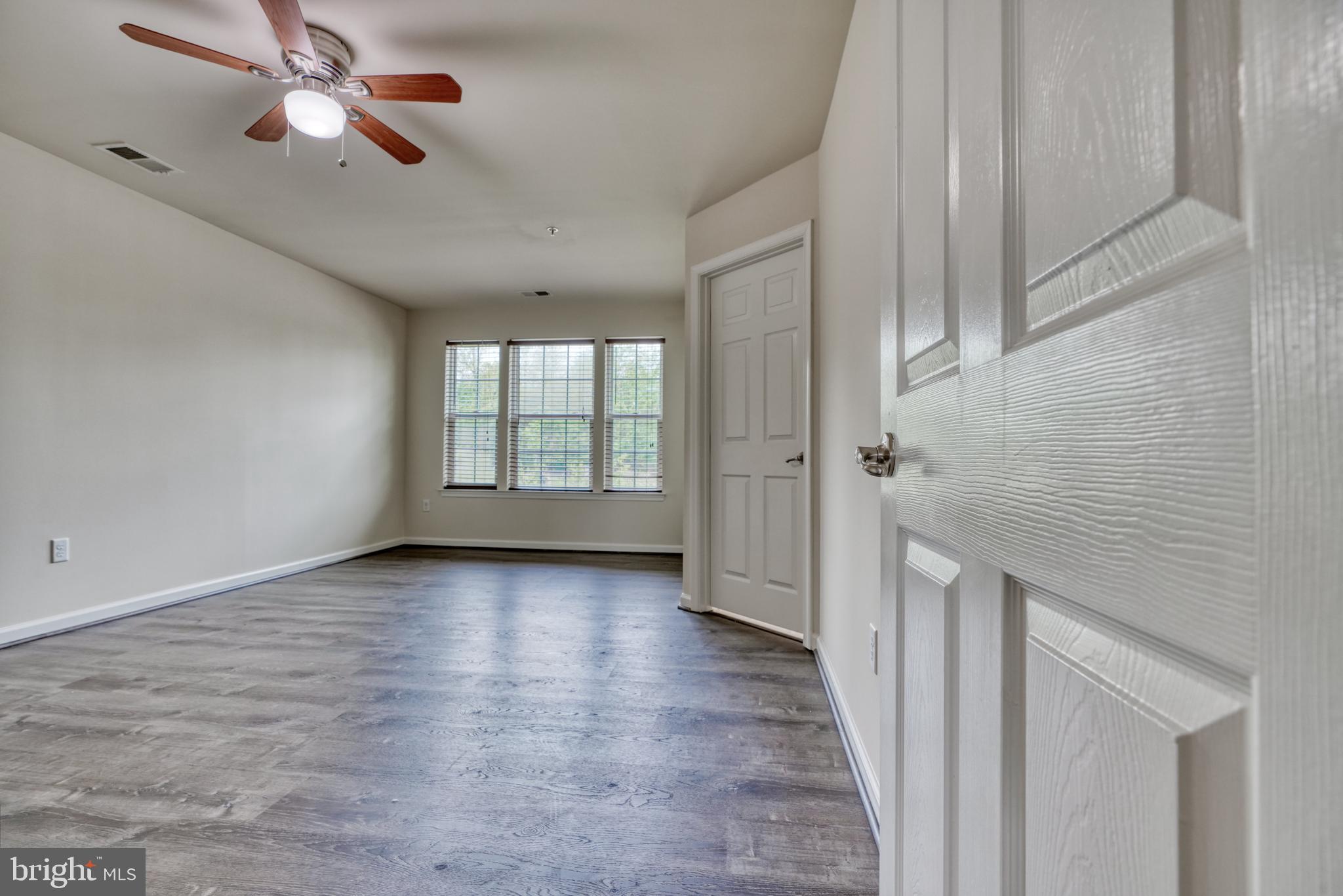 VILLAGE TOWNS - Residential