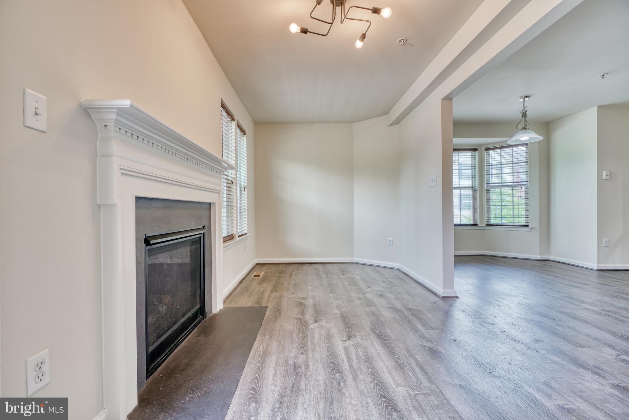 VILLAGE TOWNS - Residential