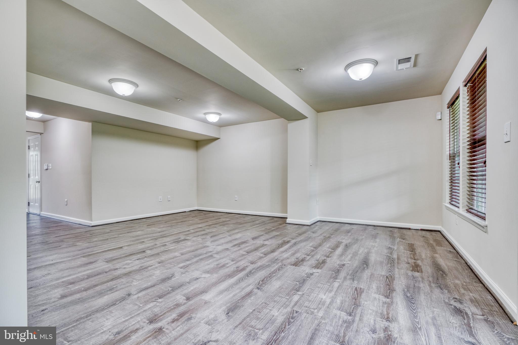 VILLAGE TOWNS - Residential