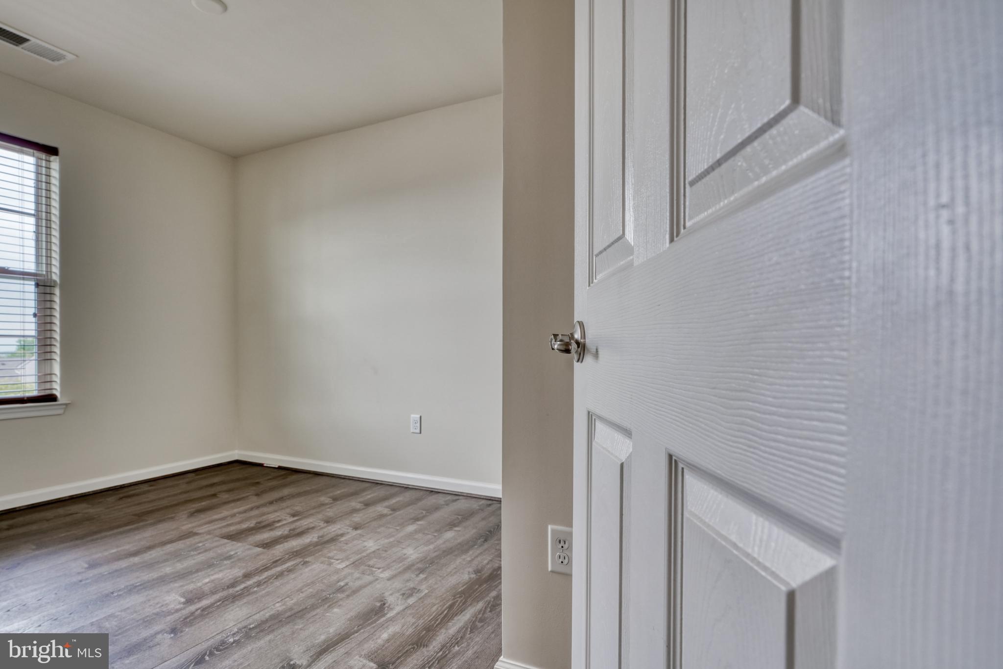 VILLAGE TOWNS - Residential