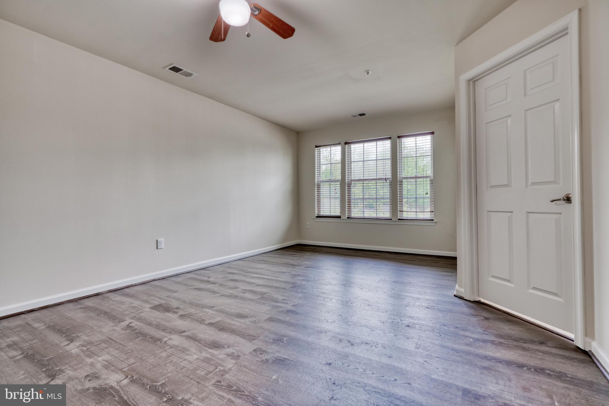 VILLAGE TOWNS - Residential