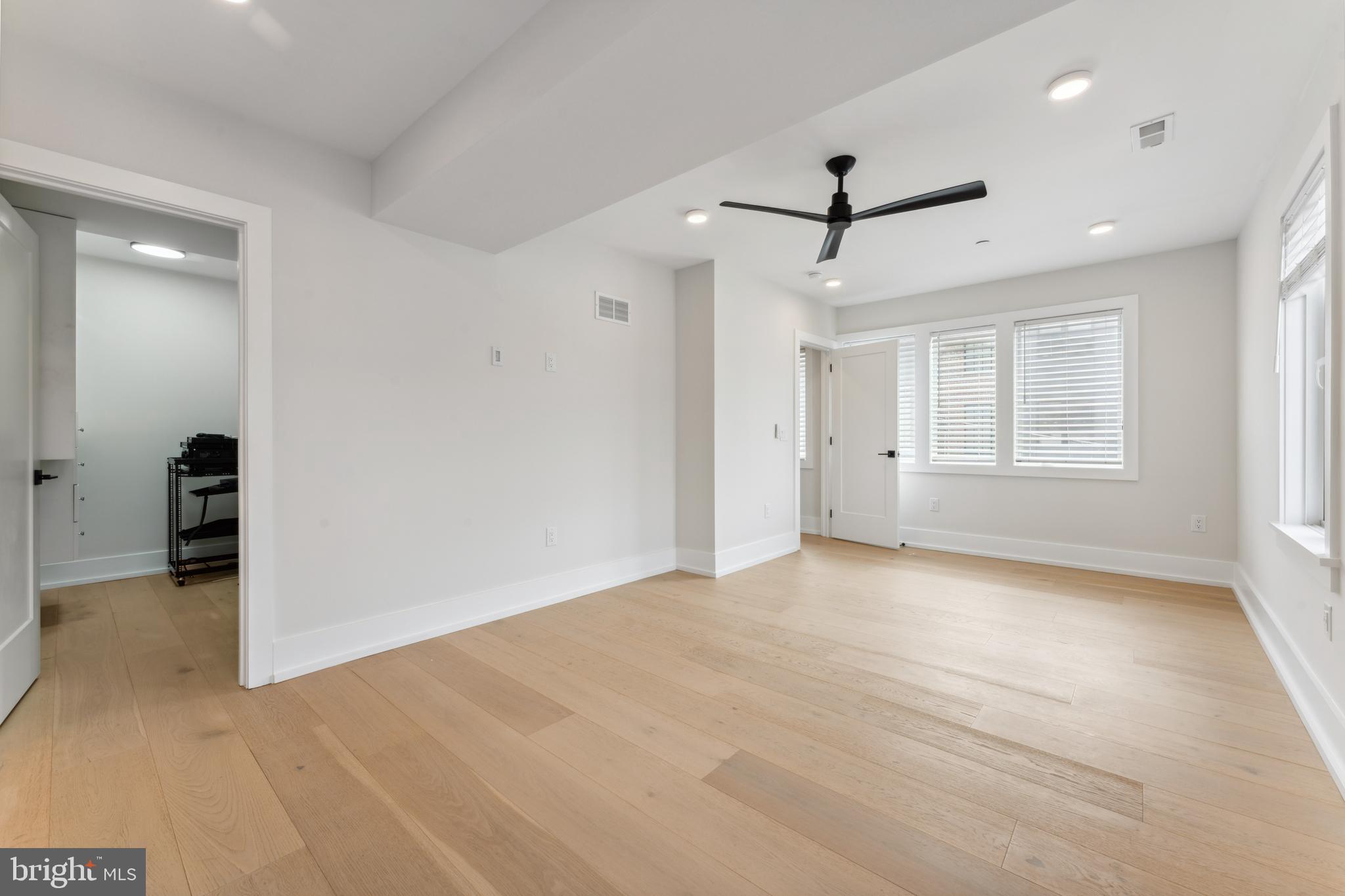 MANAYUNK - Residential