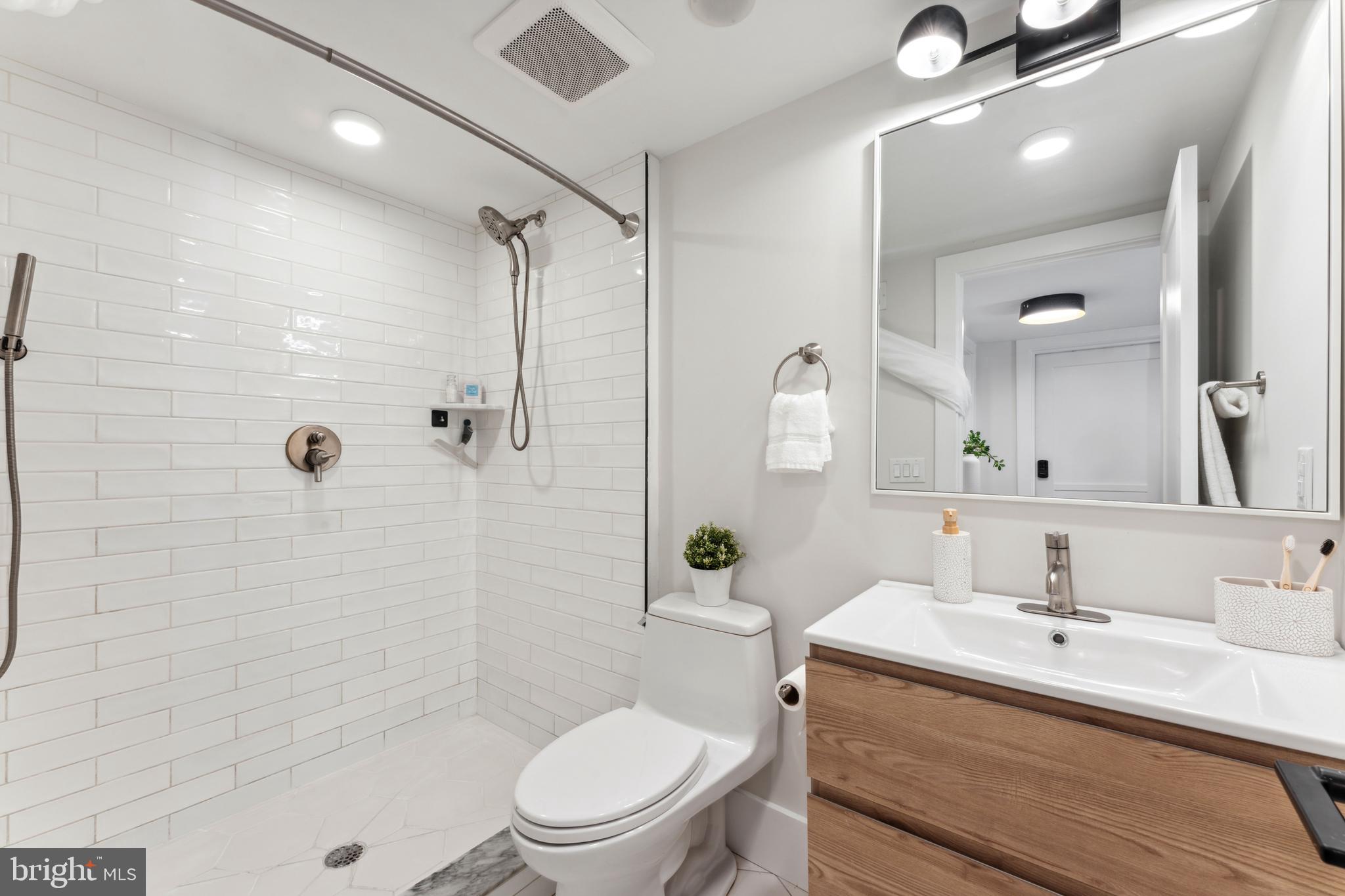 MANAYUNK - Residential
