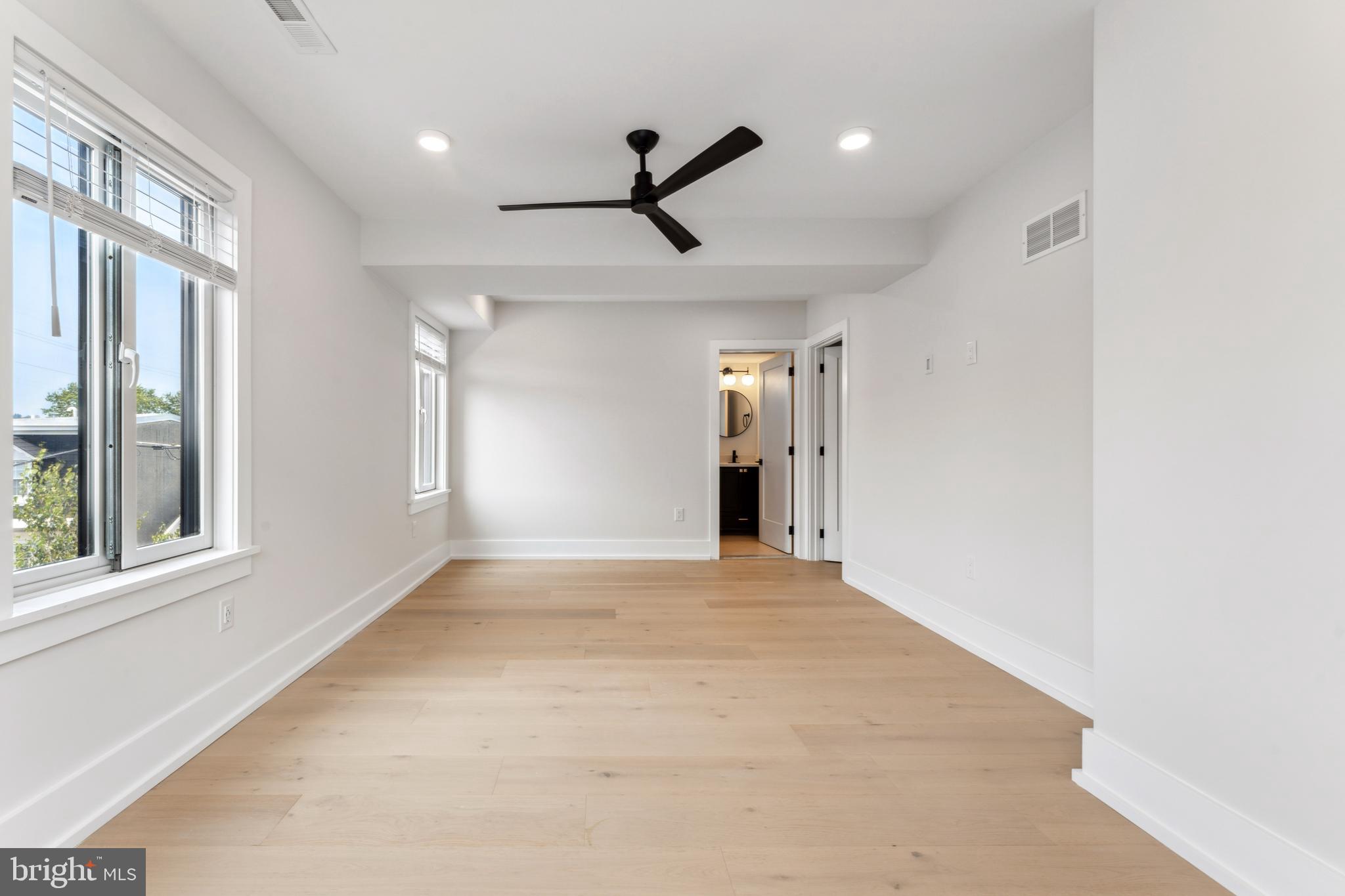 MANAYUNK - Residential