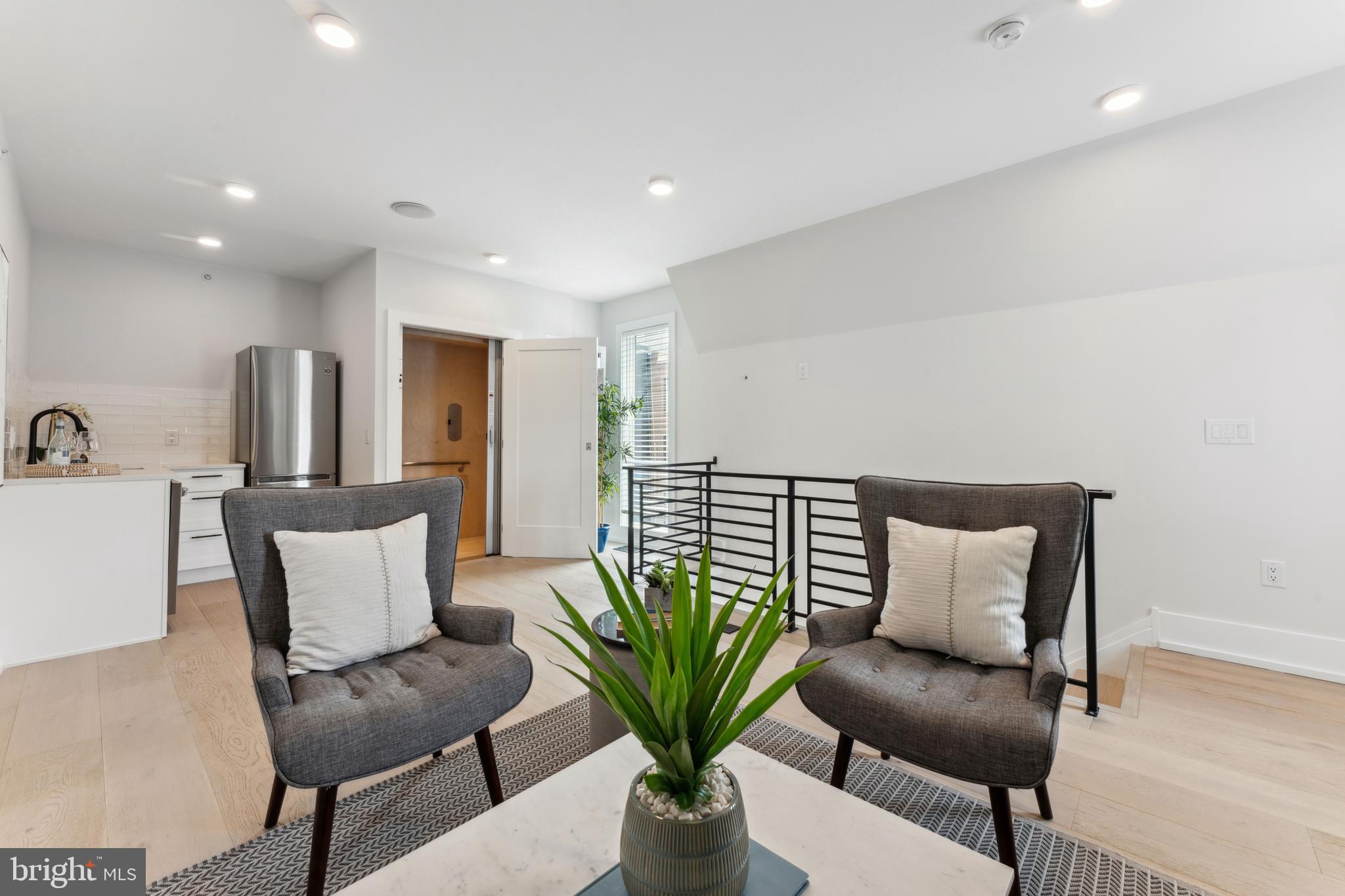 MANAYUNK - Residential