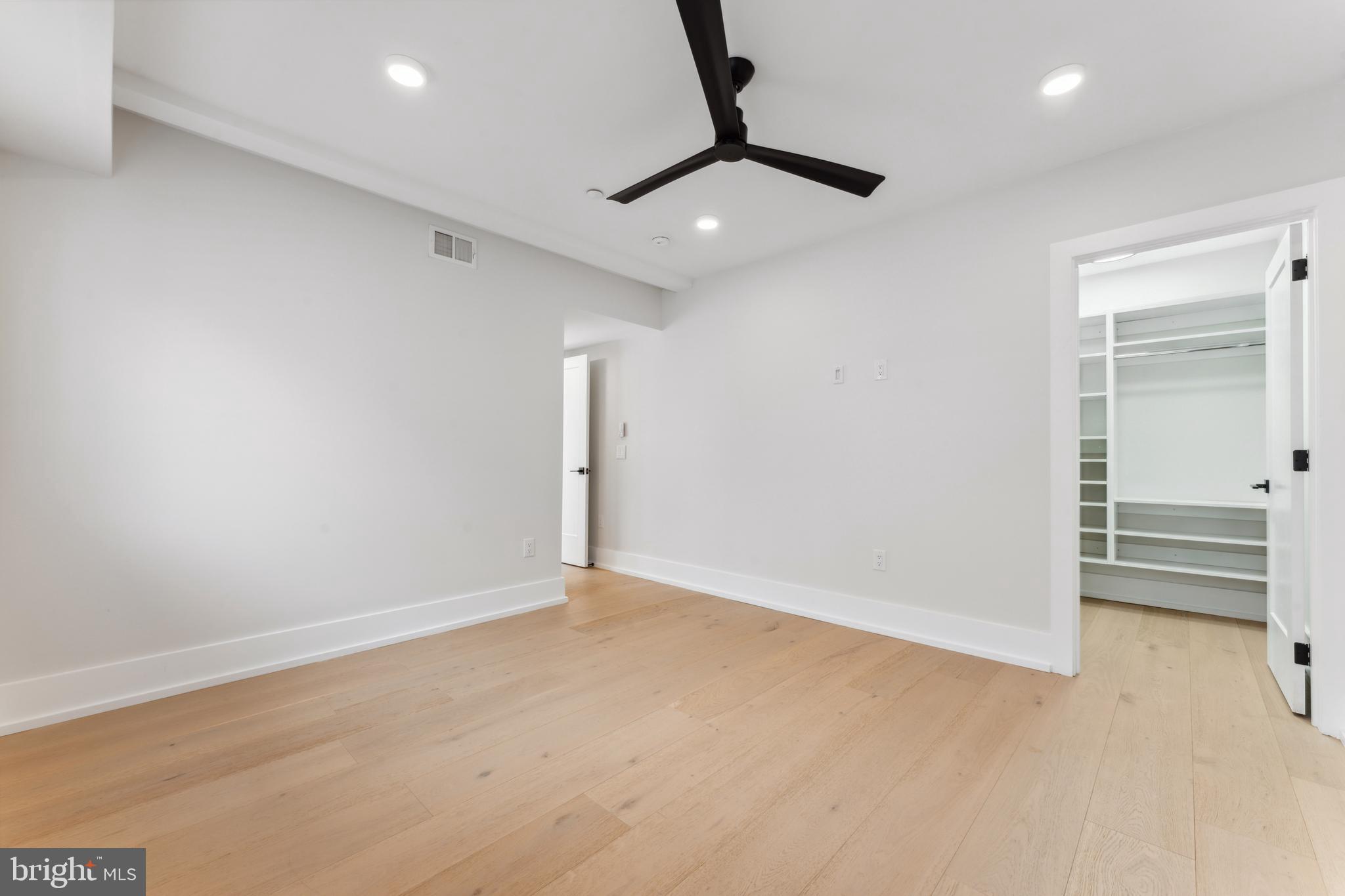 MANAYUNK - Residential