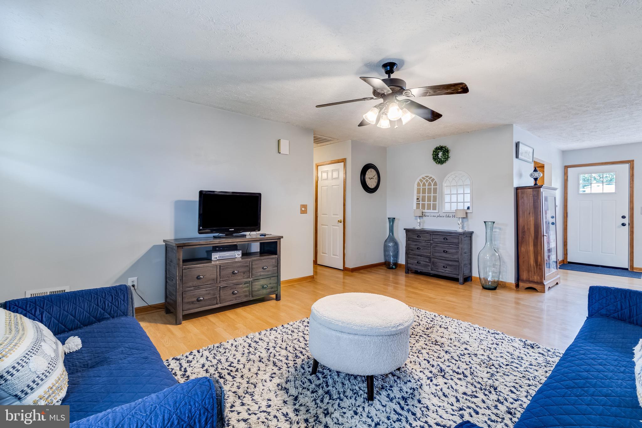 RESURRECTION MANOR - Residential