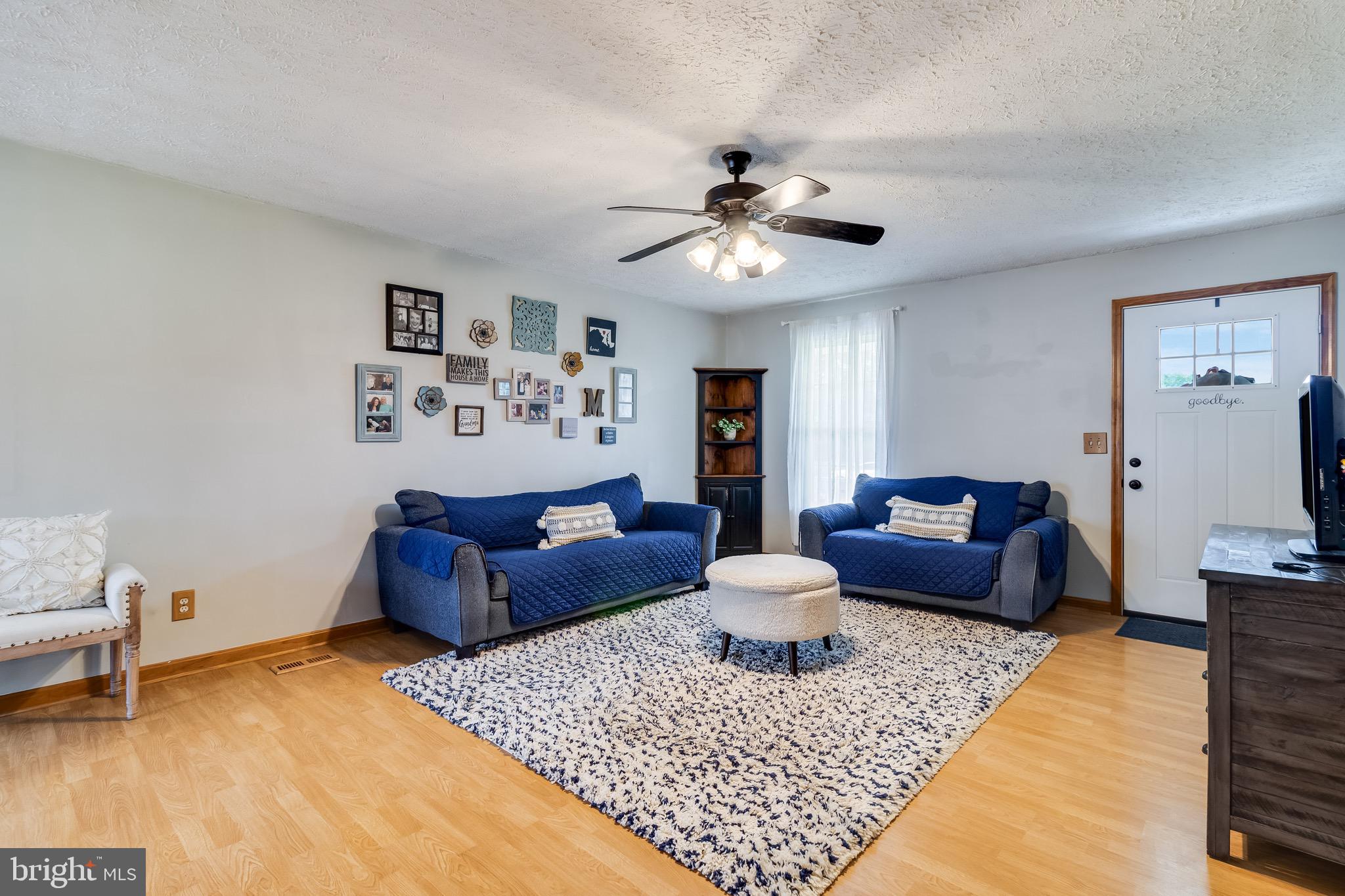 RESURRECTION MANOR - Residential