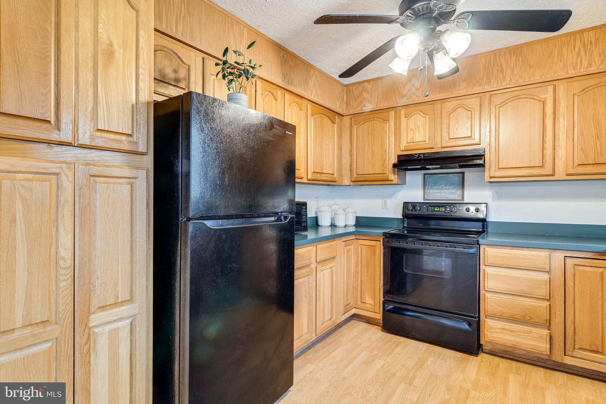 RESURRECTION MANOR - Residential