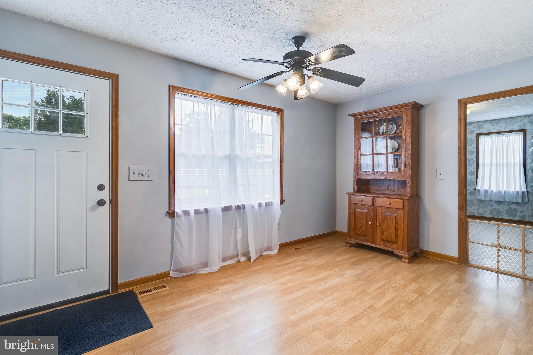 RESURRECTION MANOR - Residential