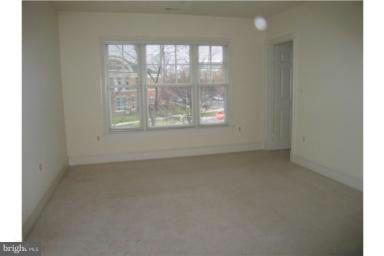 OLD TOWN GATEWAY - Residential Lease