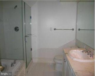 OLD TOWN GATEWAY - Residential Lease