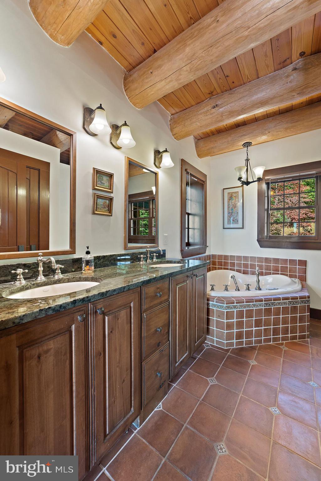 UNDERWOOD - Residential