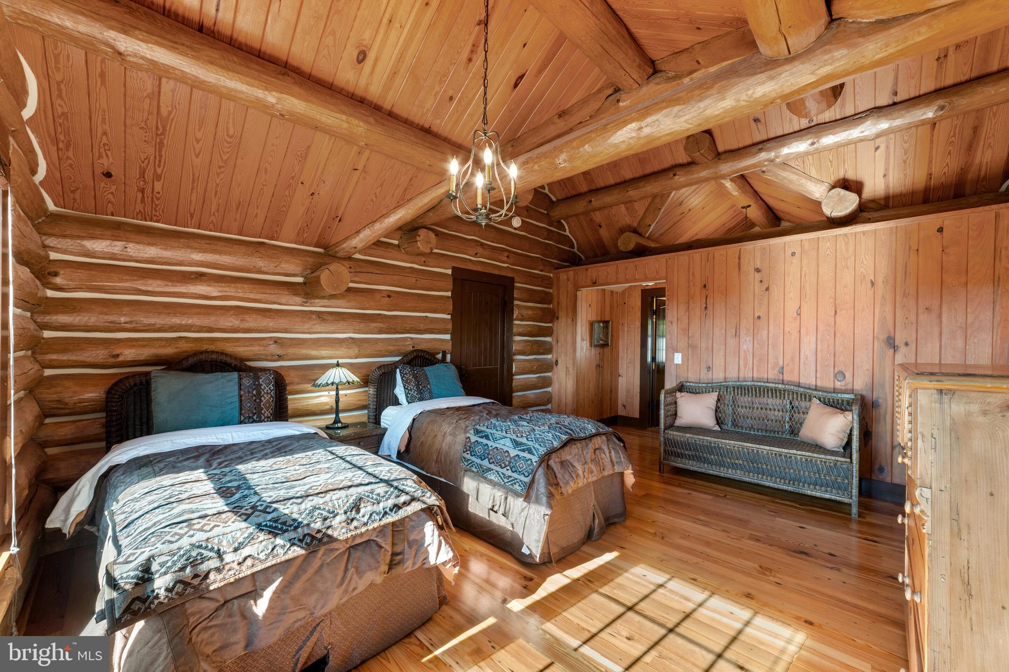 UNDERWOOD - Residential