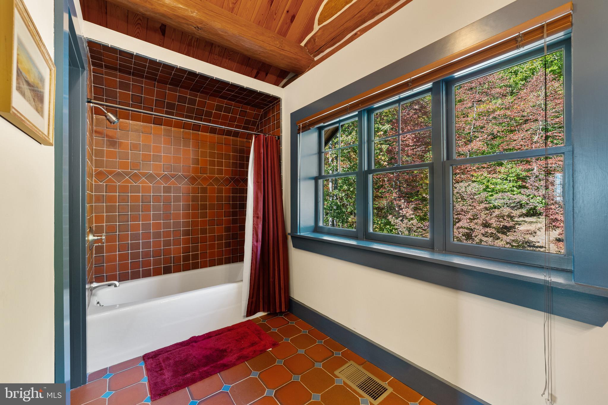 UNDERWOOD - Residential