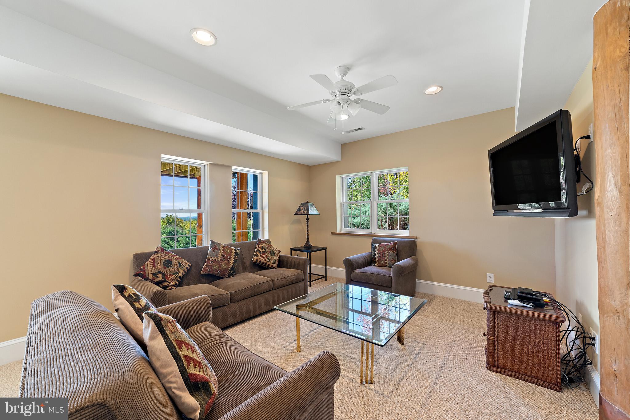 UNDERWOOD - Residential