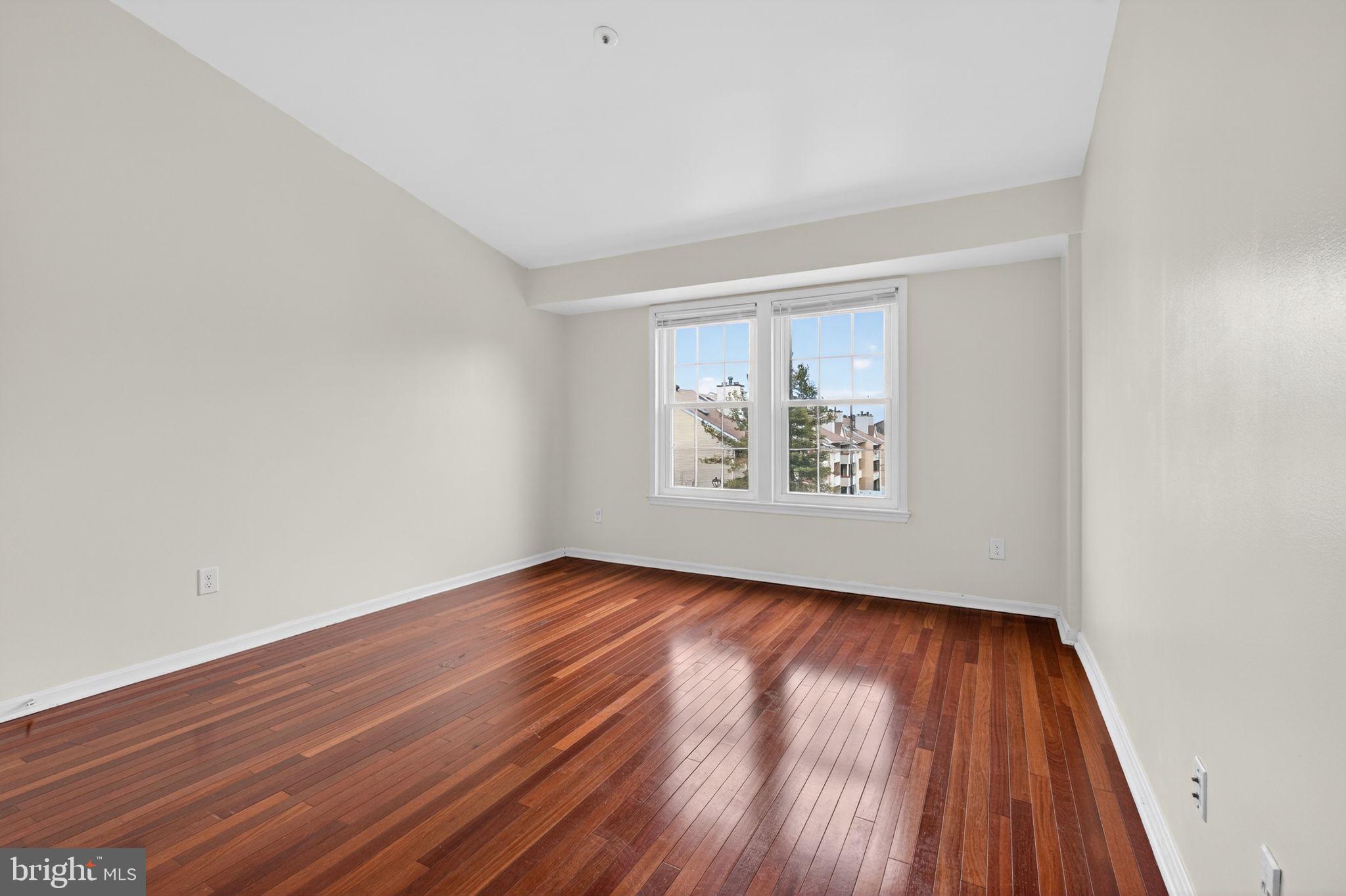 BRIDGEPORT CONDOS - Residential Lease