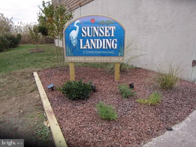 SUNSET LANDING - Residential