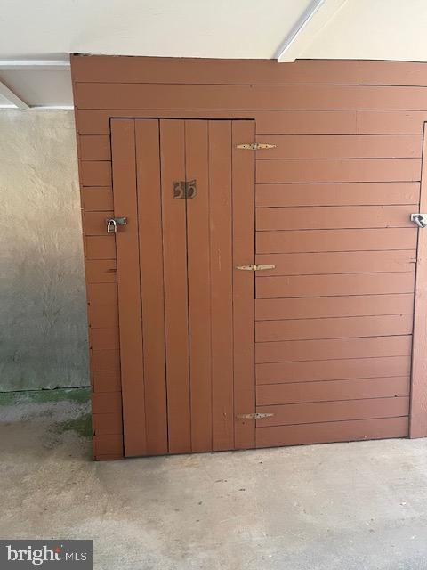 SUNSET LANDING - Residential