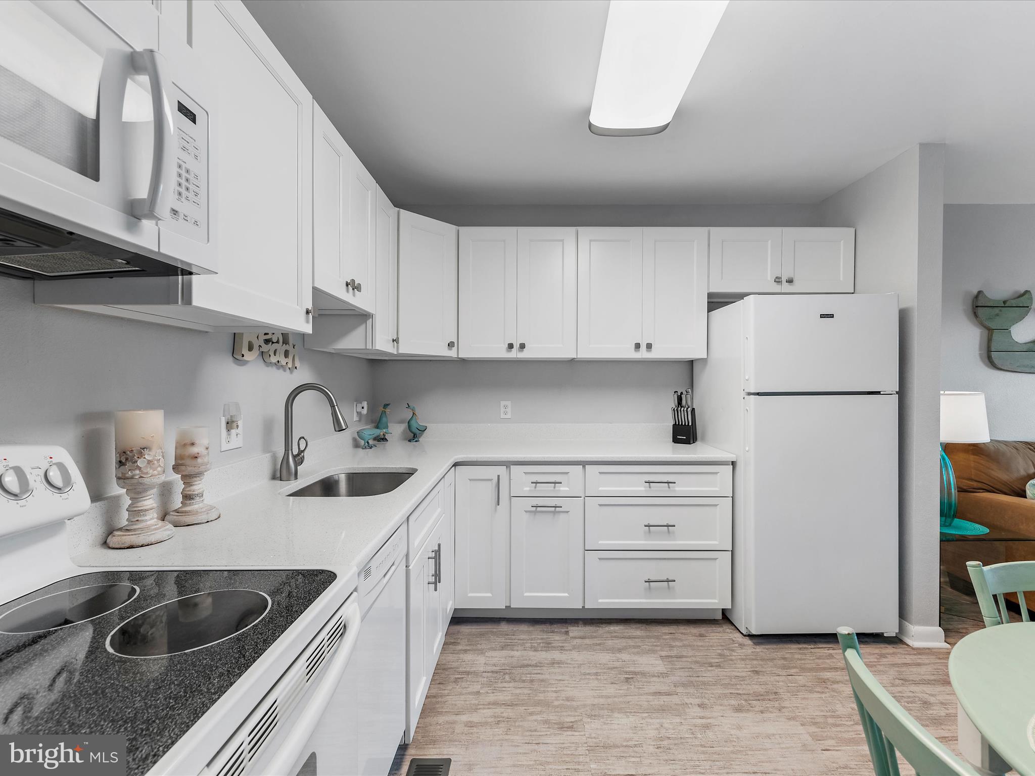 SUNSET LANDING - Residential