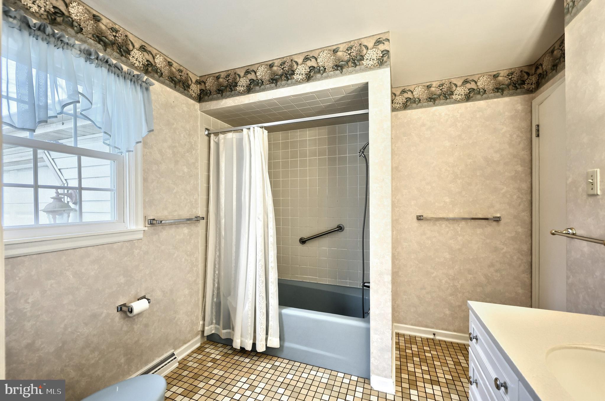 SHREWSBURY TWP - Residential