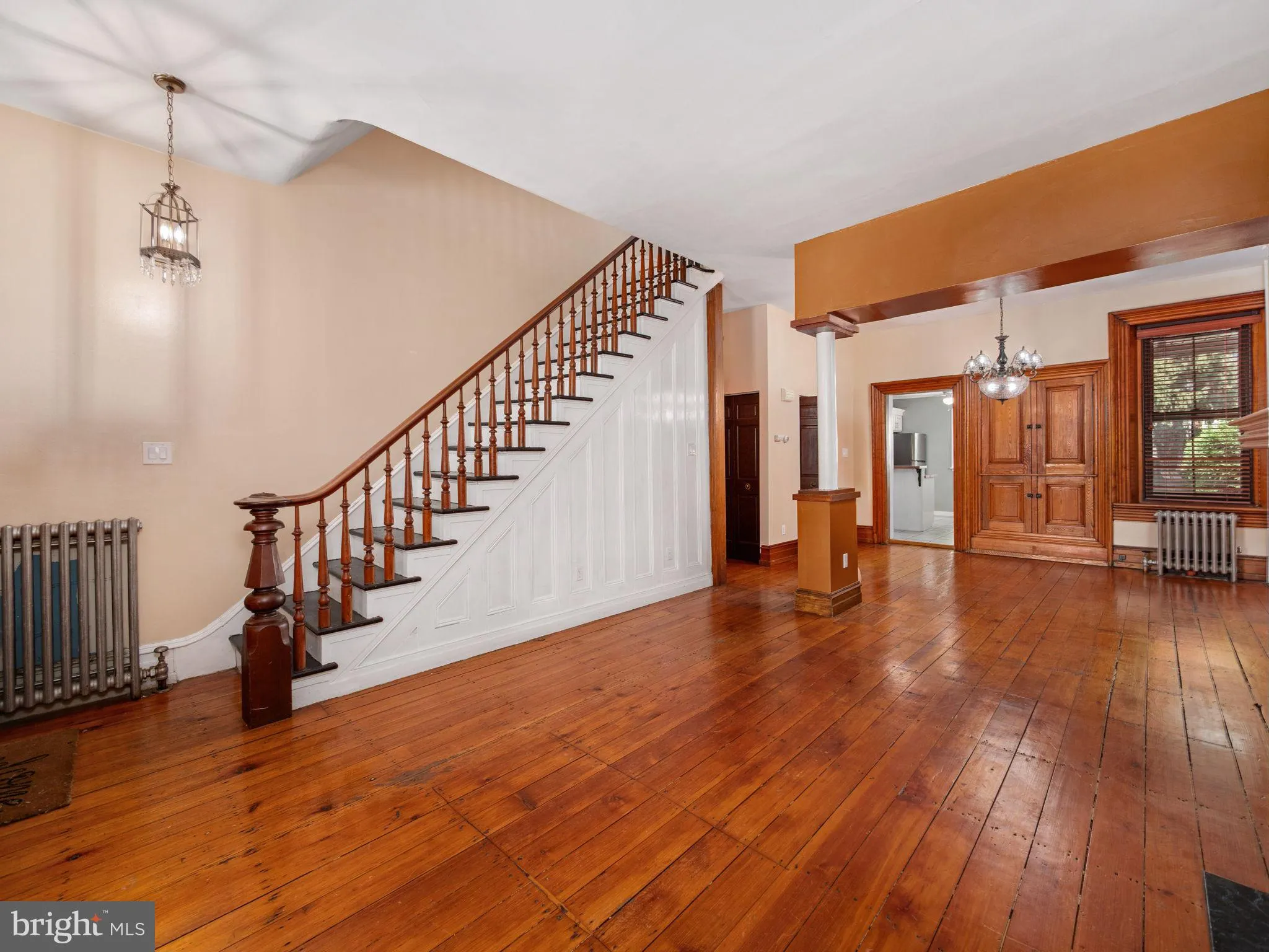 Allentown, Pennsylvania 18104, United States, 3 Bedrooms Bedrooms, ,2 BathroomsBathrooms,Residential,Pending,198087