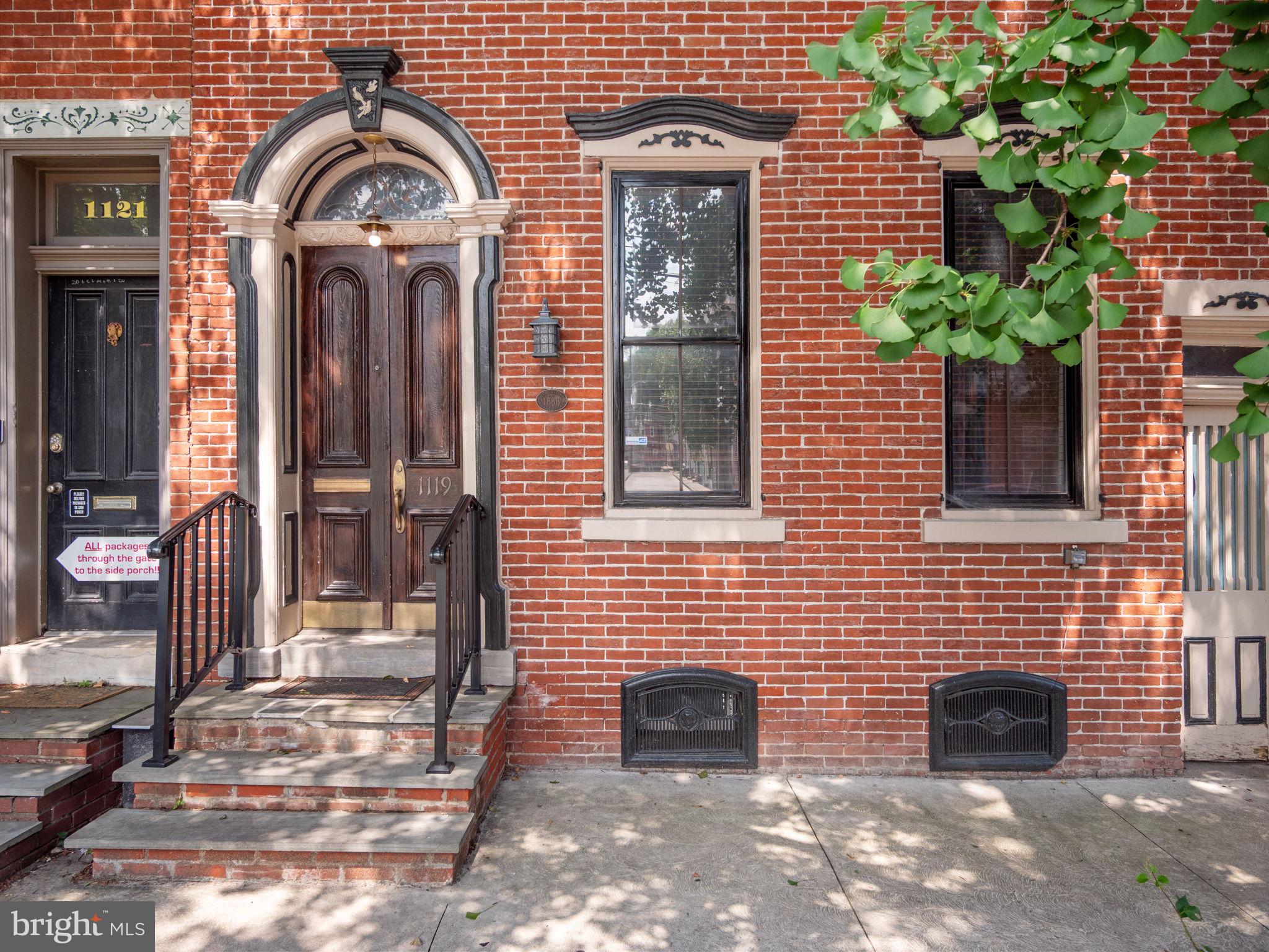 1119 W TURNER STREET