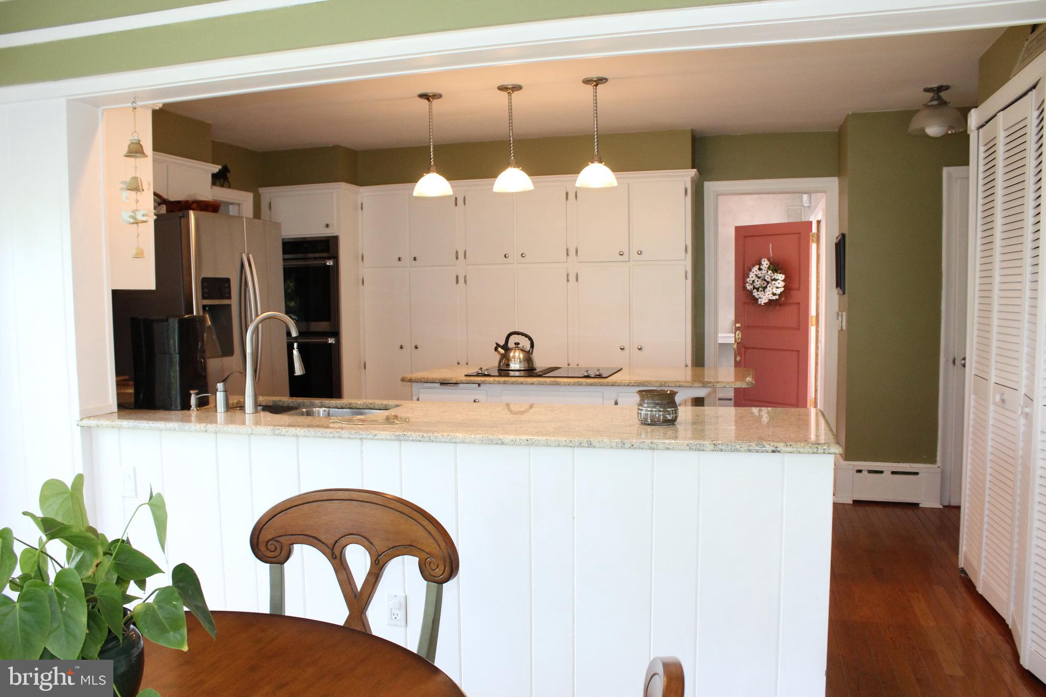 SCHOOL LANE HILLS - Residential