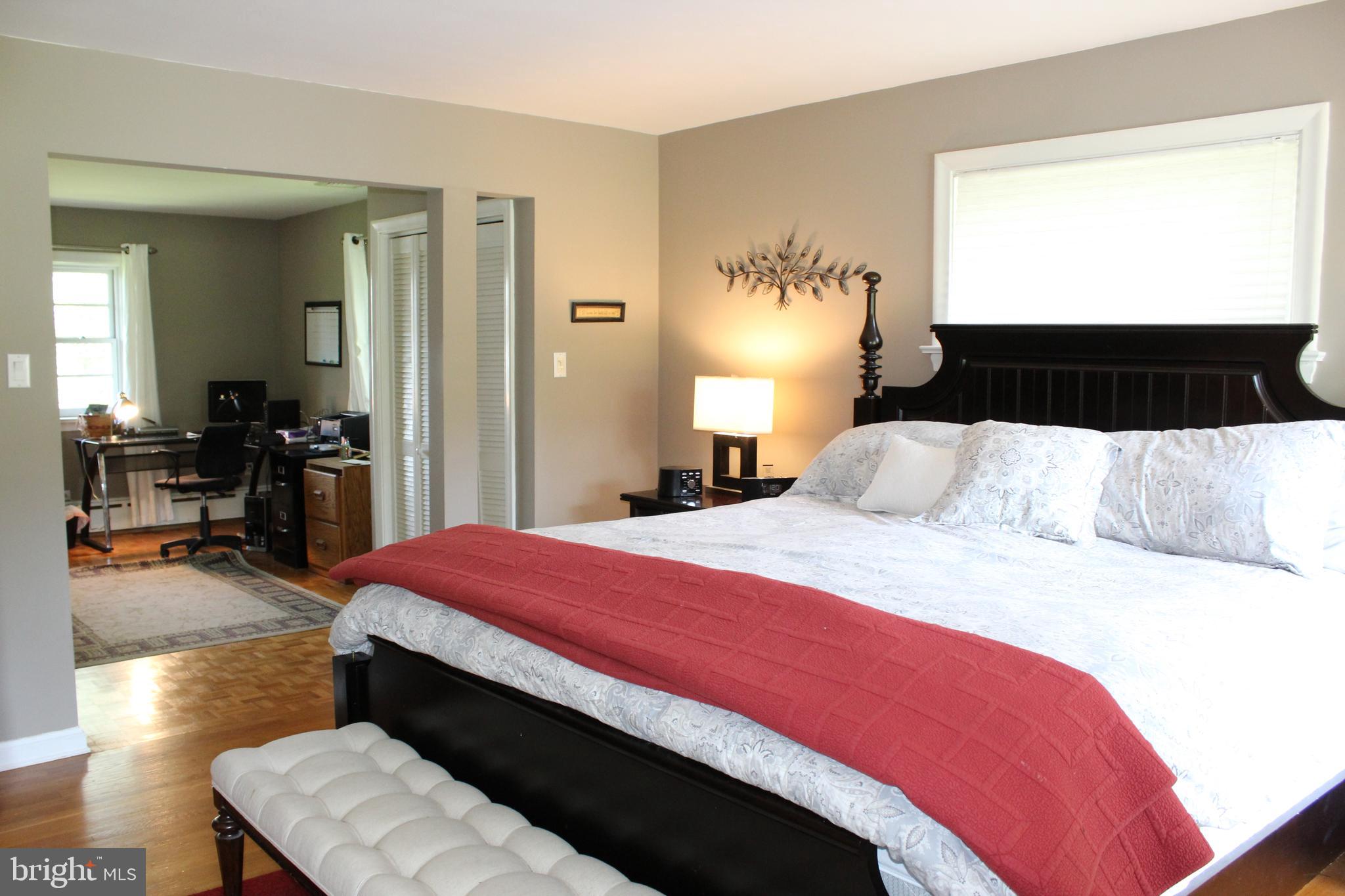 SCHOOL LANE HILLS - Residential