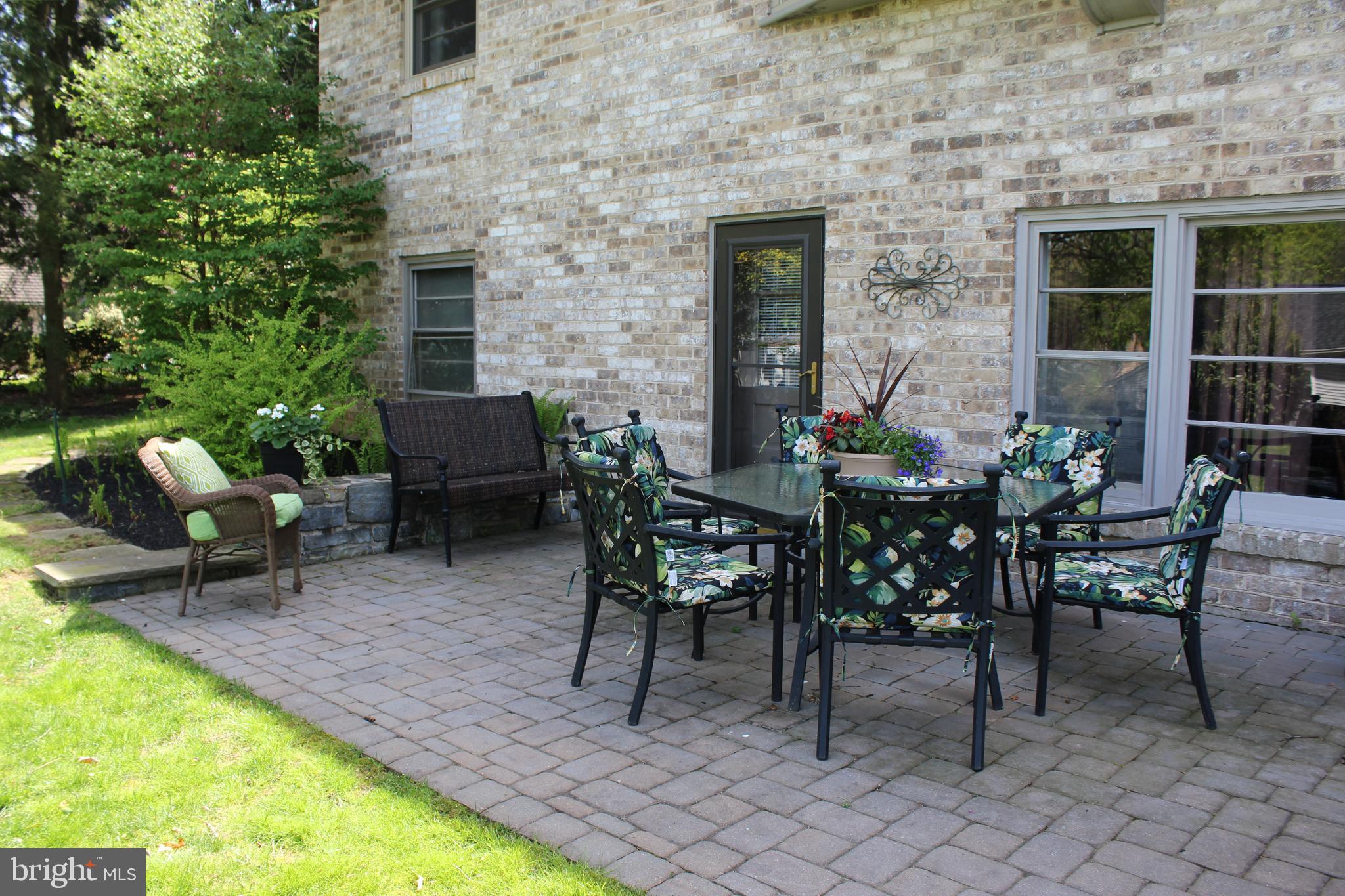 SCHOOL LANE HILLS - Residential