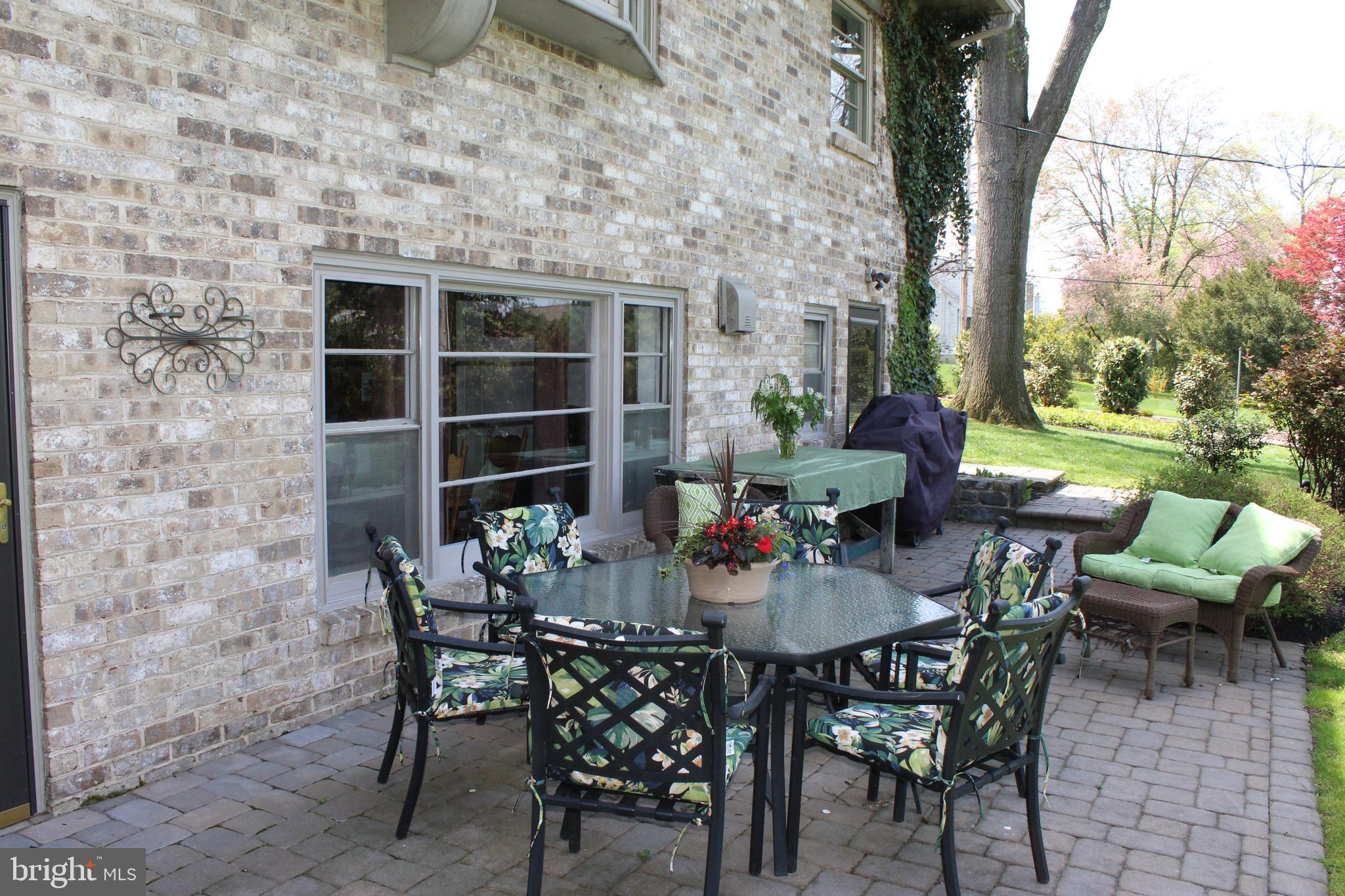 SCHOOL LANE HILLS - Residential