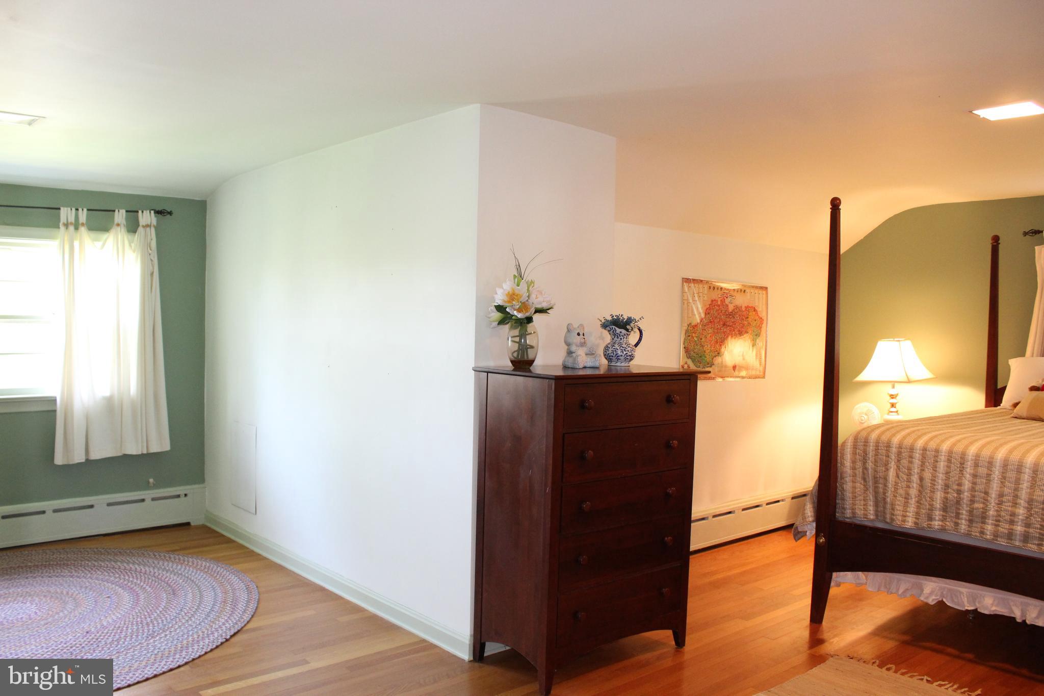 SCHOOL LANE HILLS - Residential
