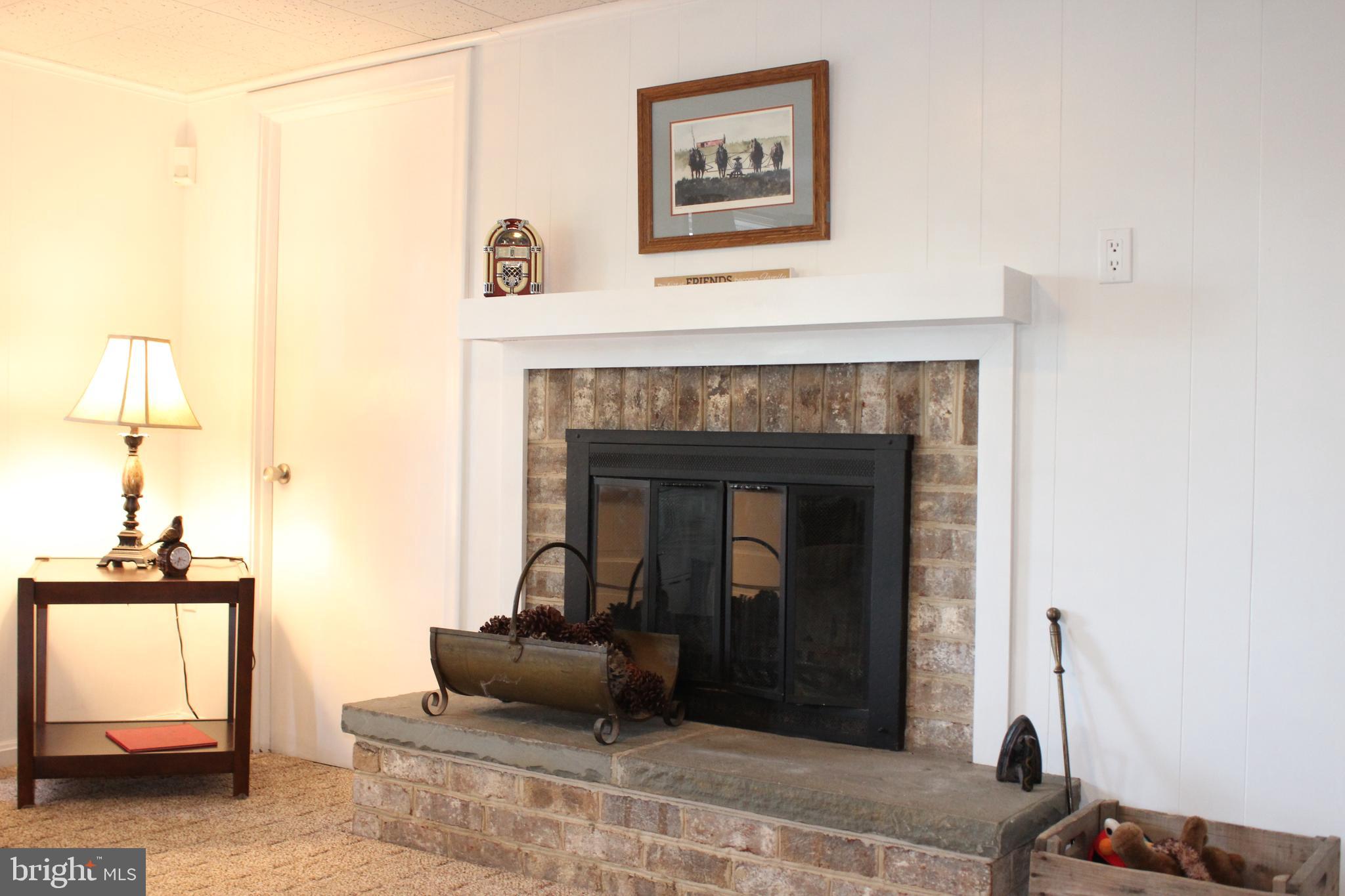 SCHOOL LANE HILLS - Residential