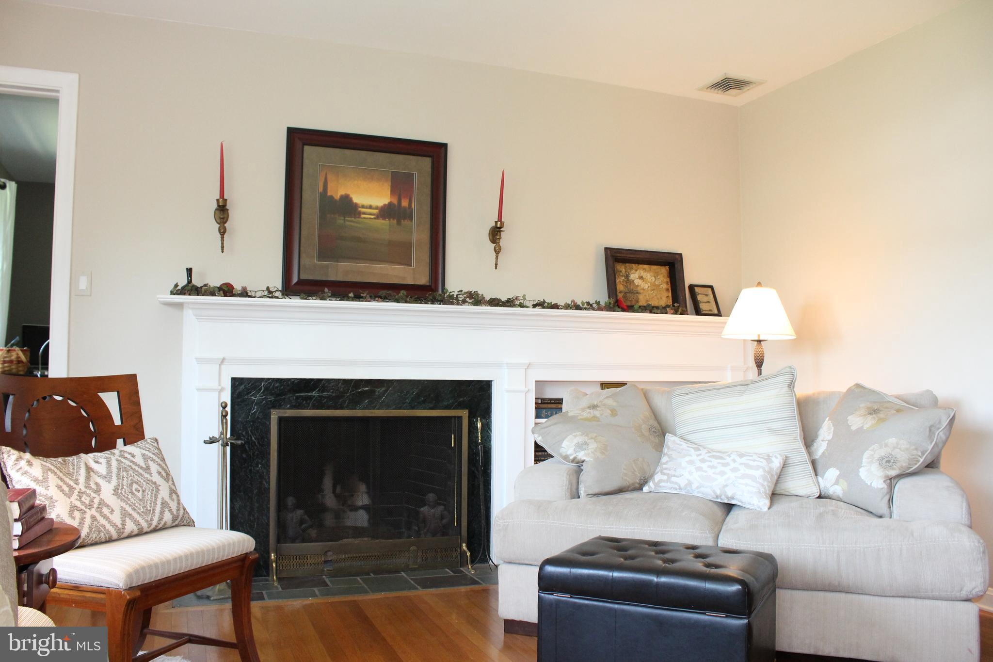 SCHOOL LANE HILLS - Residential