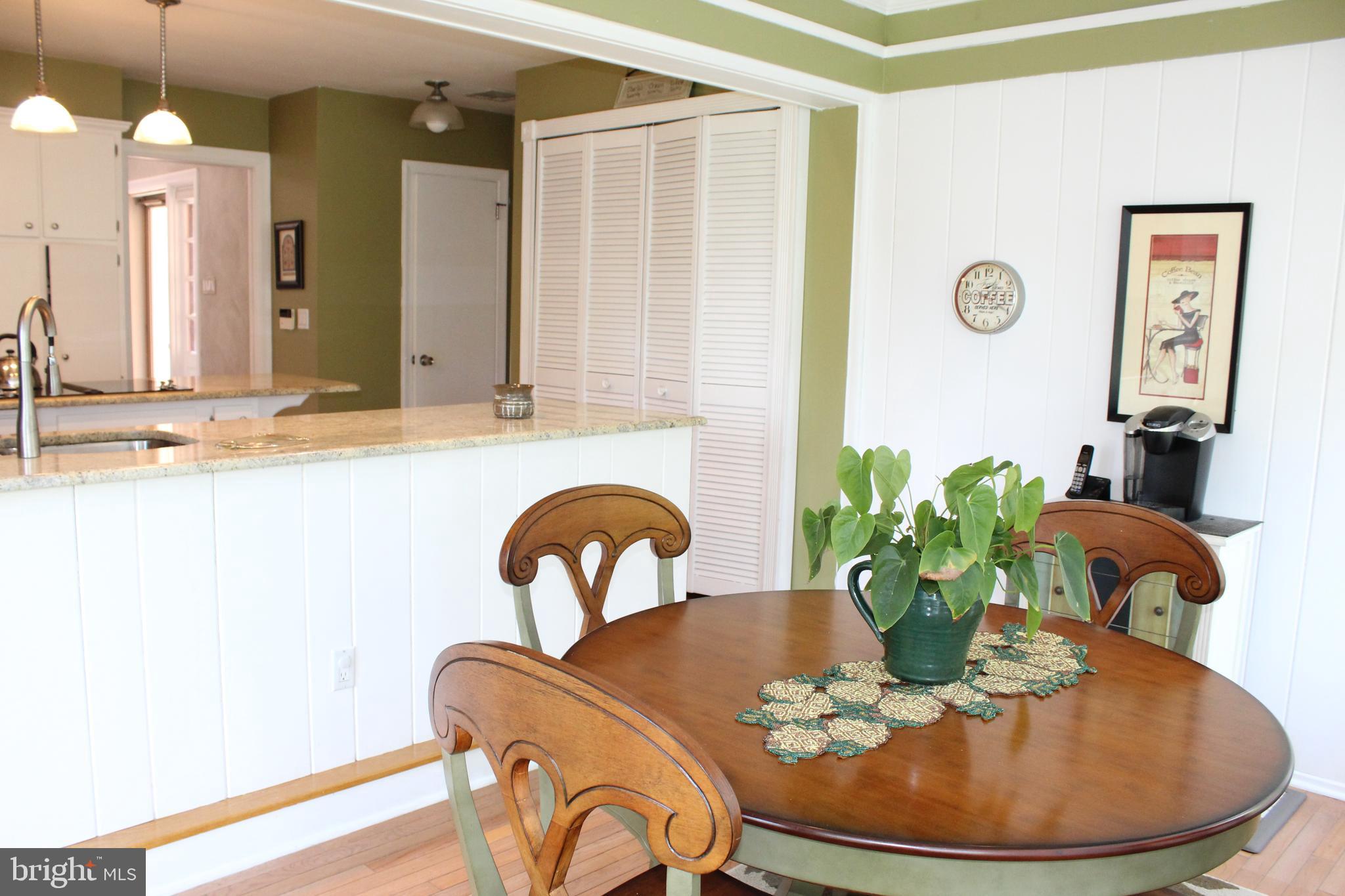 SCHOOL LANE HILLS - Residential