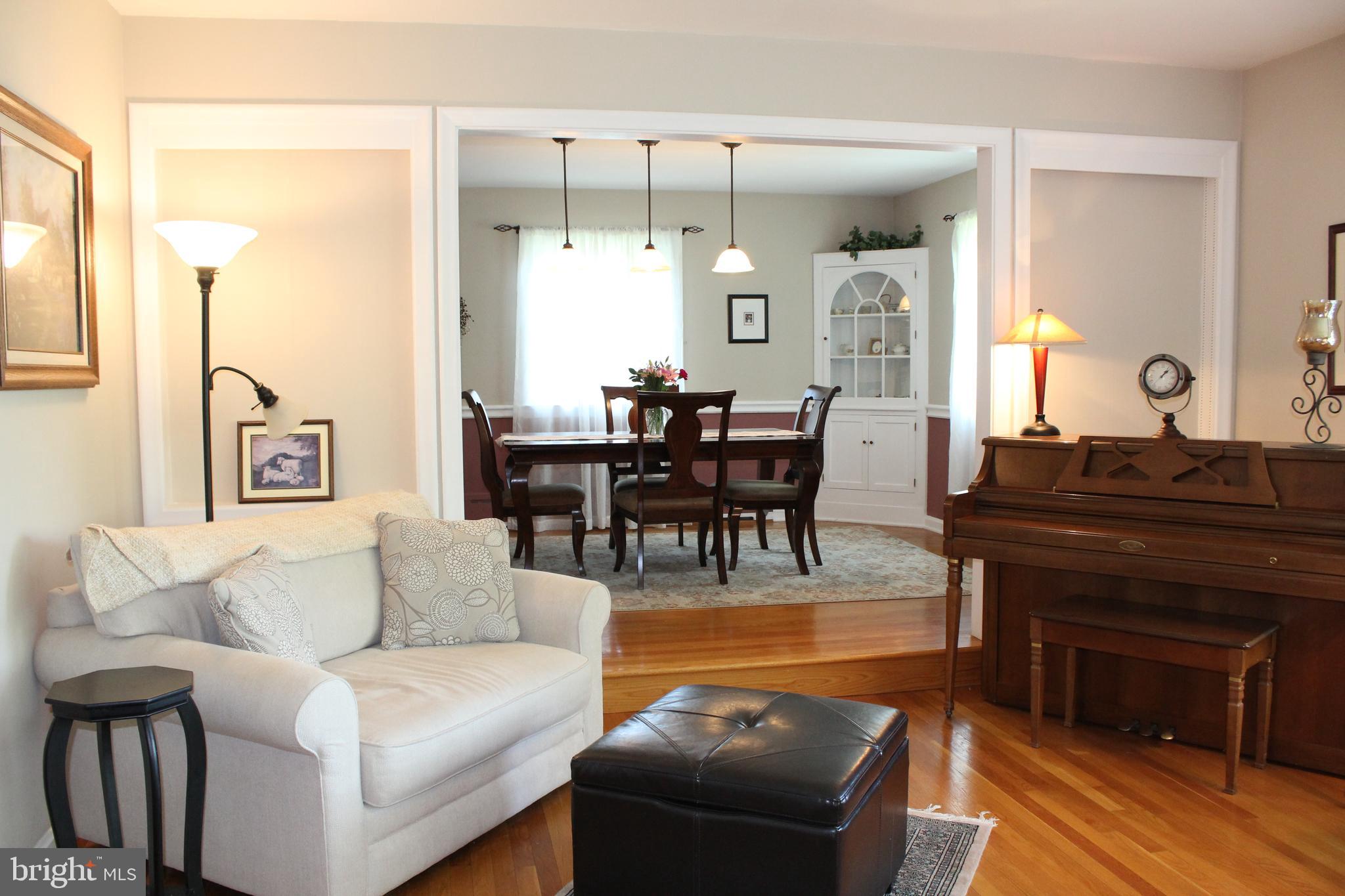 SCHOOL LANE HILLS - Residential