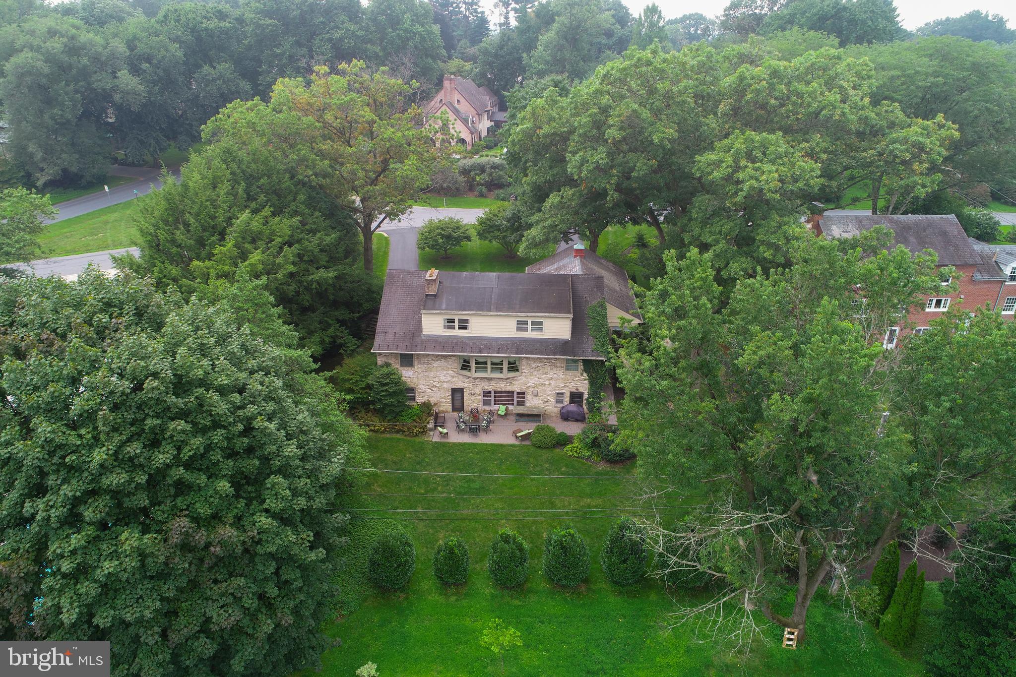 SCHOOL LANE HILLS - Residential