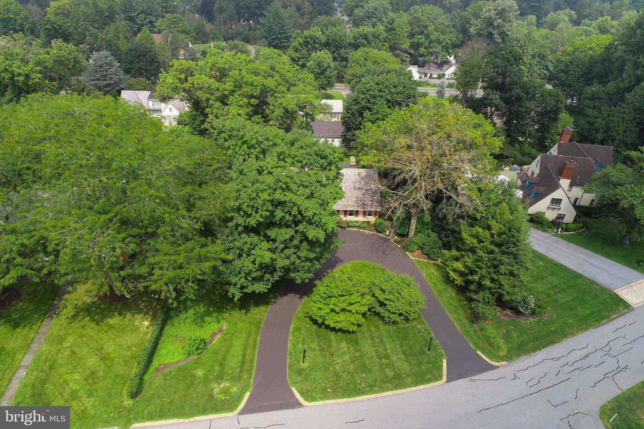 SCHOOL LANE HILLS - Residential