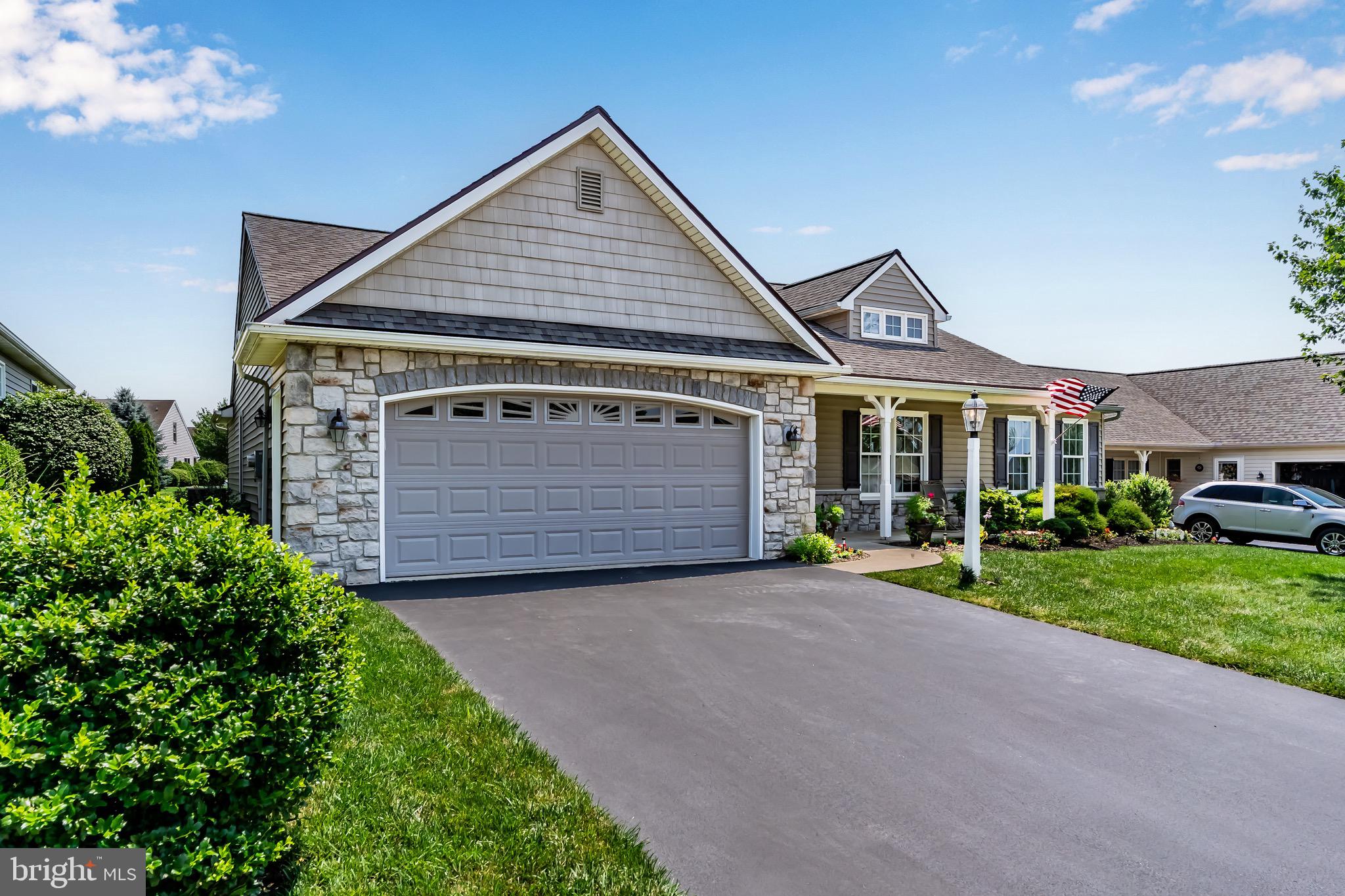 1065 CAMBRIDGE DRIVE
