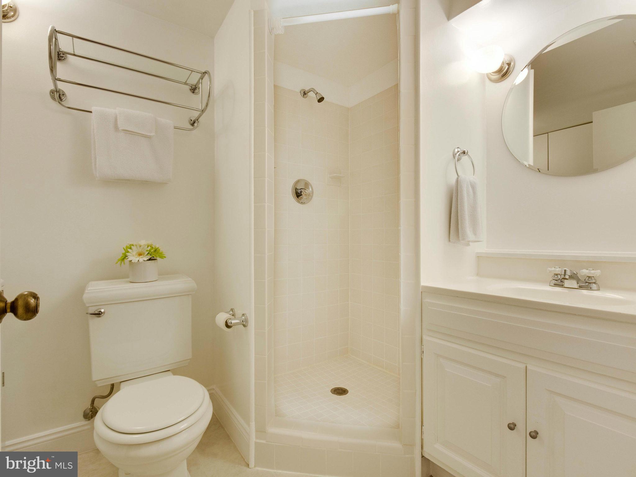 FAIRLINGTON MEADOWS - Residential