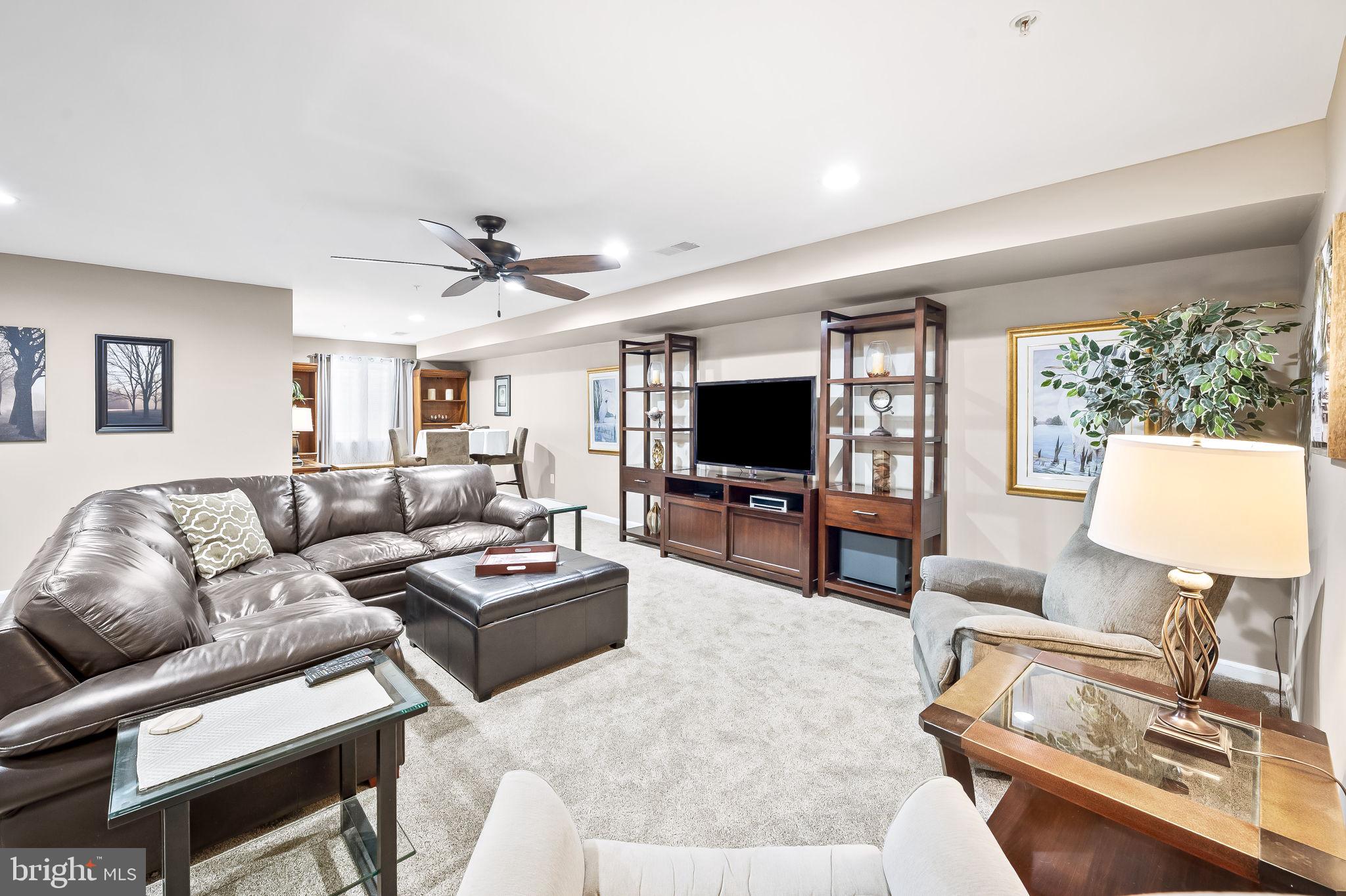 CREEKSIDE VILLAGE - Residential