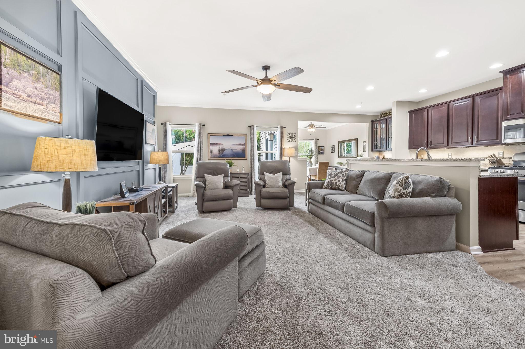 CREEKSIDE VILLAGE - Residential