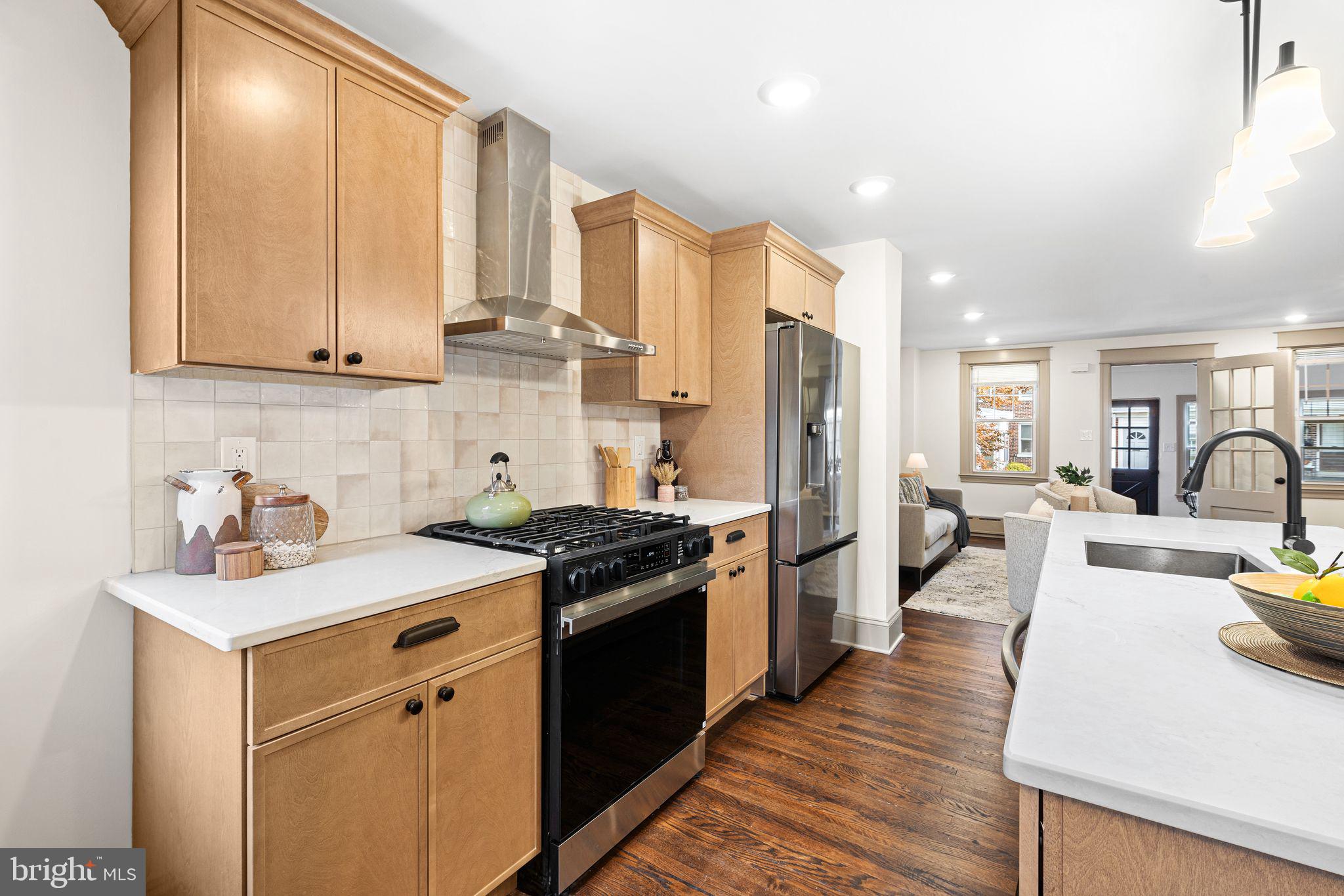 ROXBOROUGH - Residential