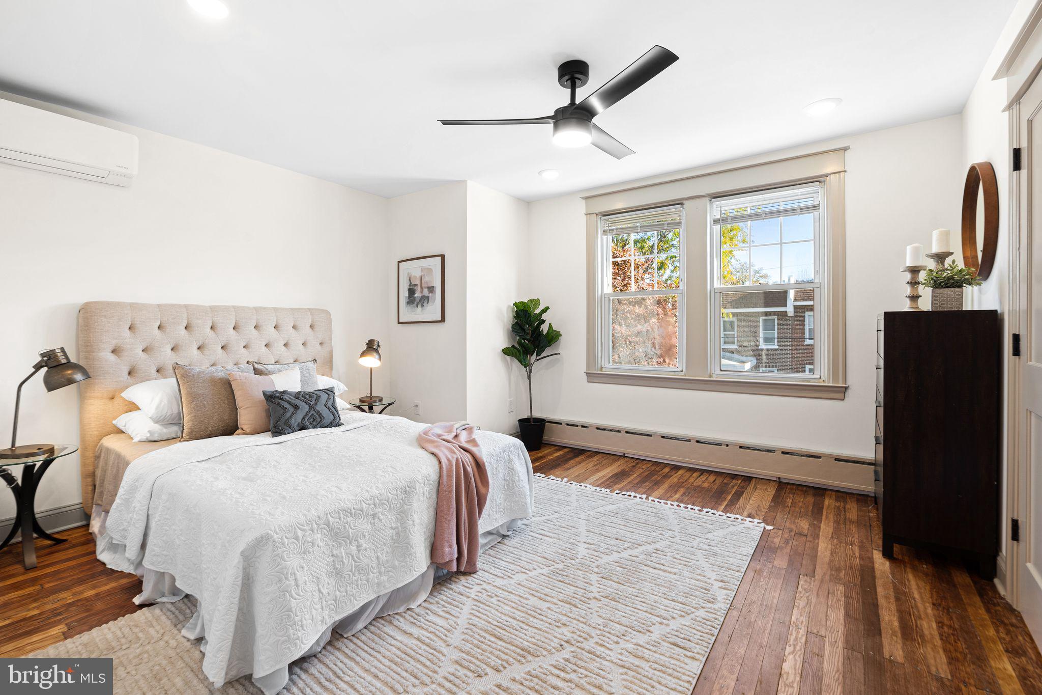 ROXBOROUGH - Residential