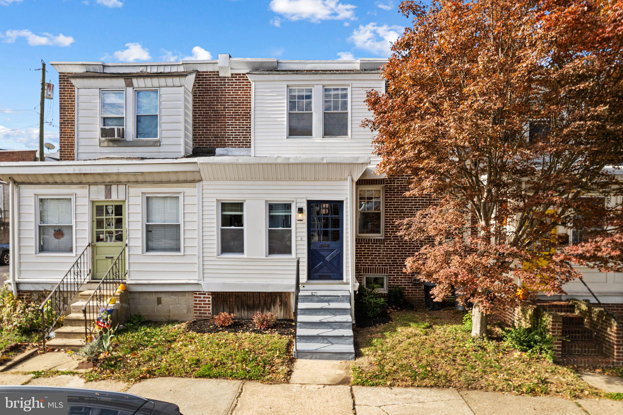 ROXBOROUGH - Residential