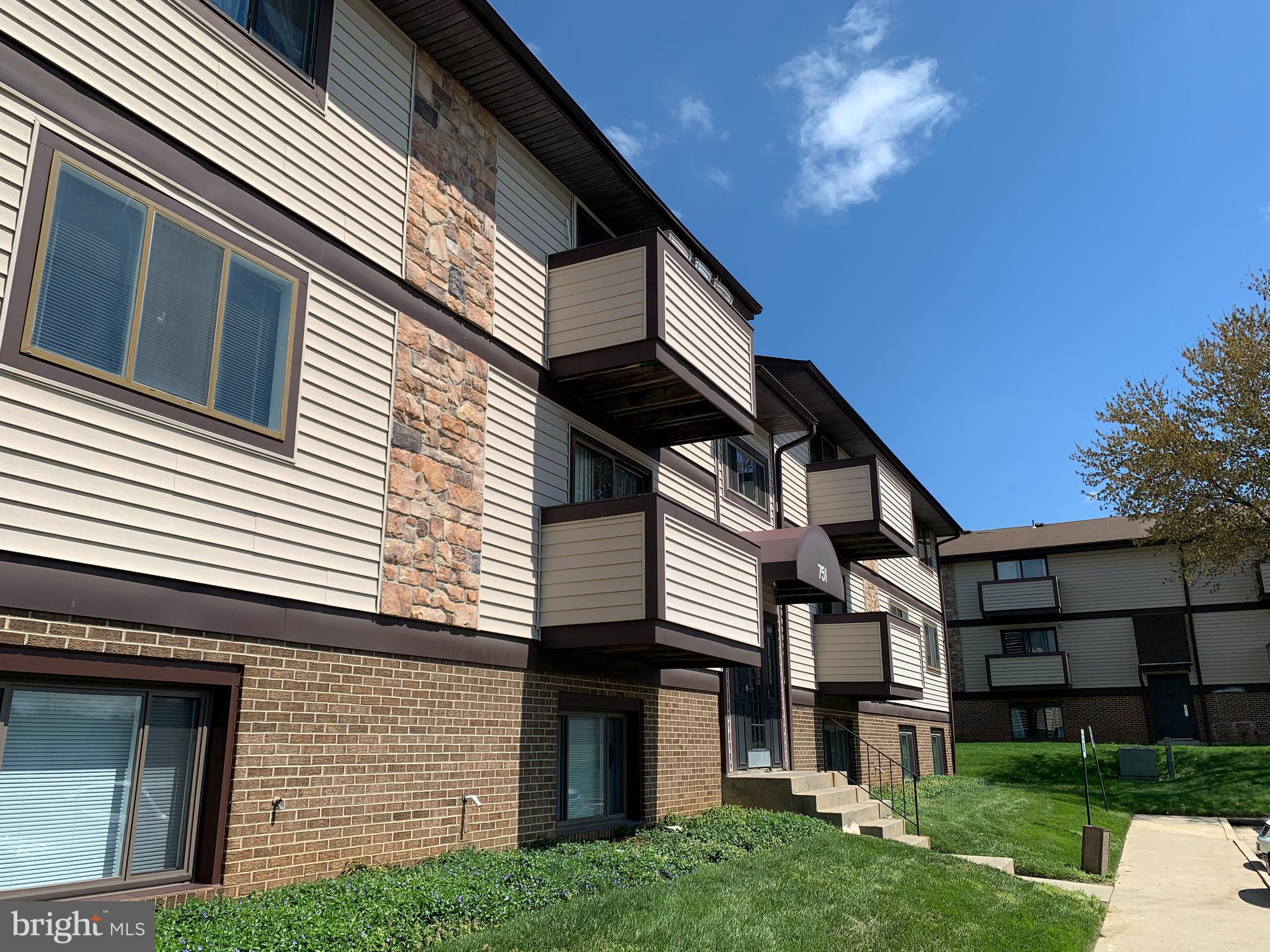 AMBERTOWNE - Residential