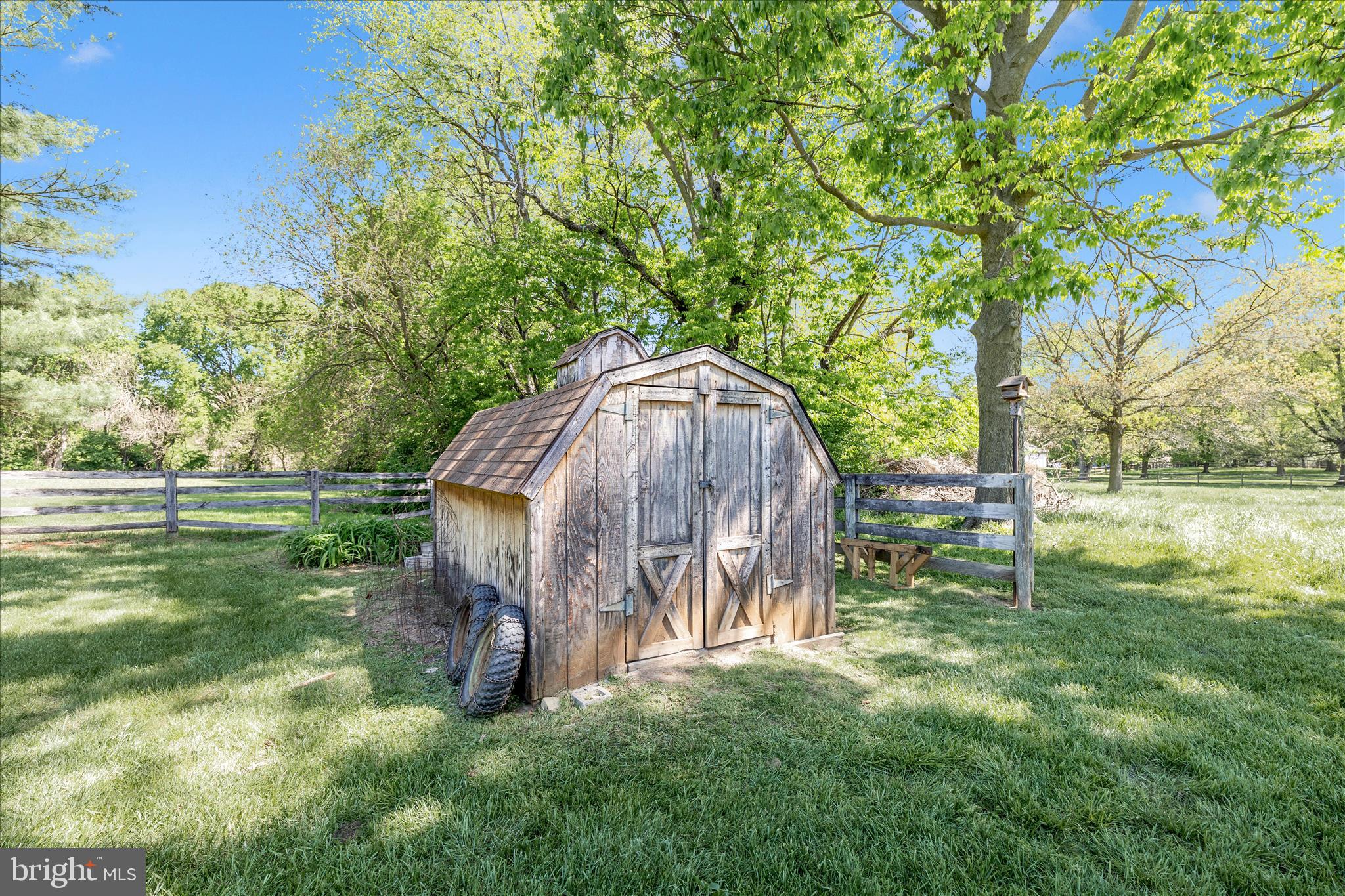 NEW DESIGN ACRES - Residential