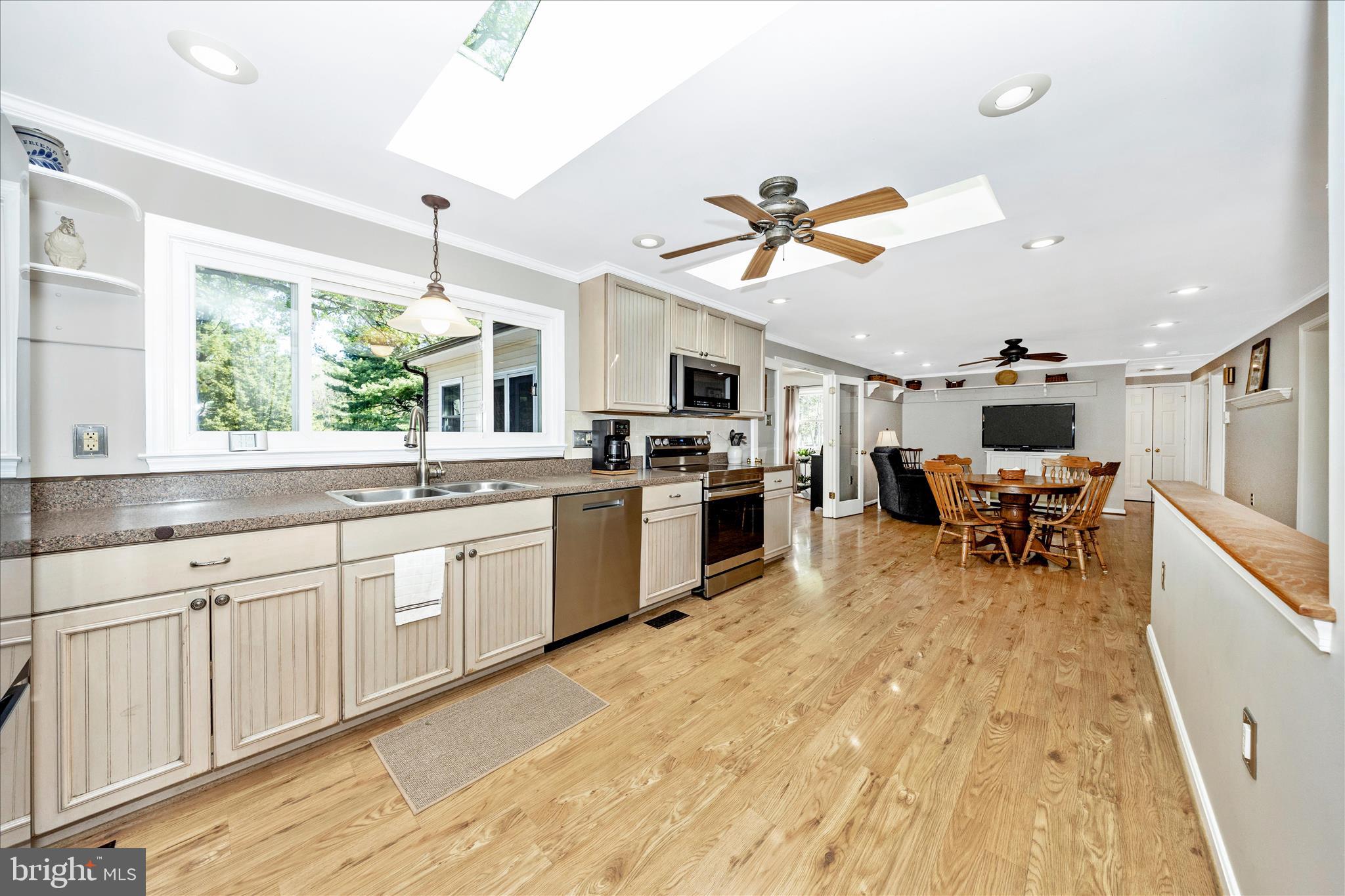 NEW DESIGN ACRES - Residential